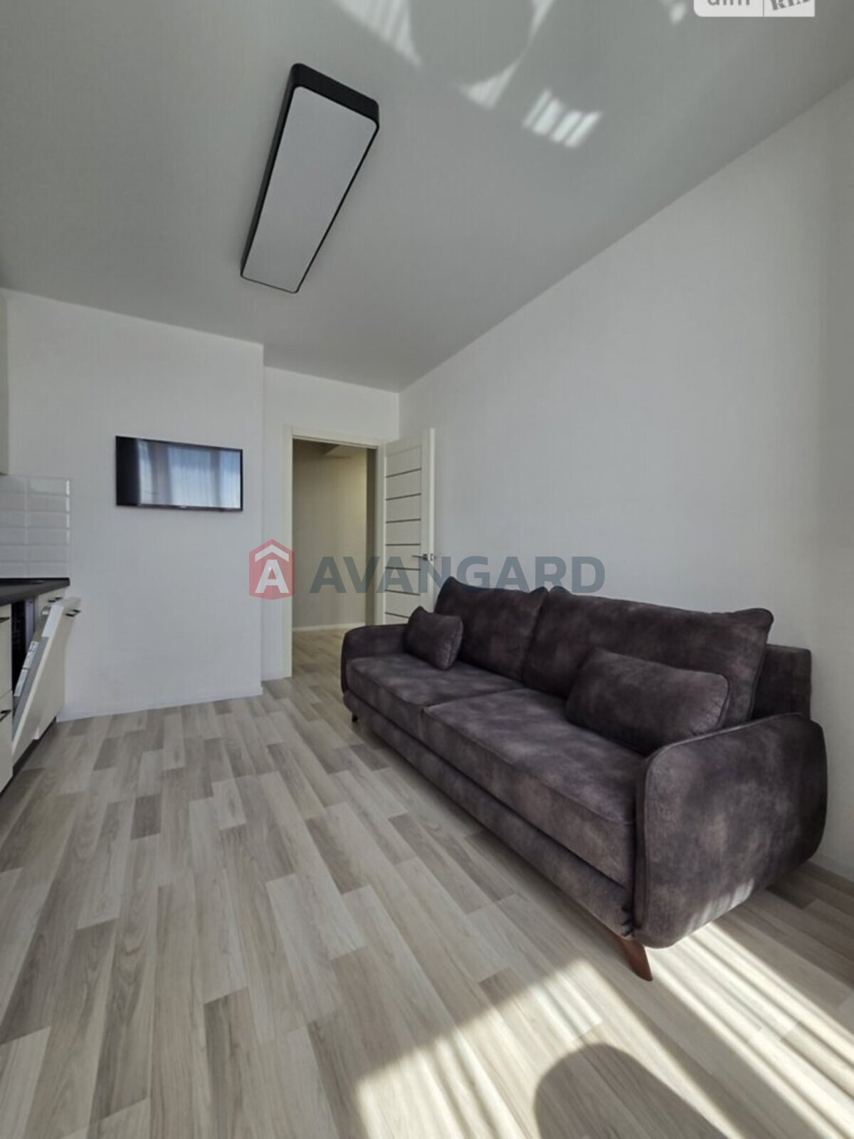 1 ��. ��������, 45/18/10 ��. �., 11/16 ������ ���� 4