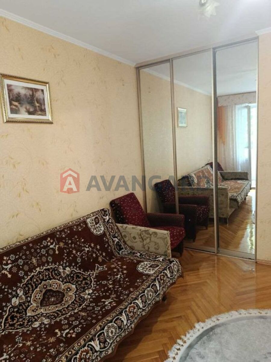 2 ��. ��������, 48/-/6 ��. �., 3/5 ������ ���� 10