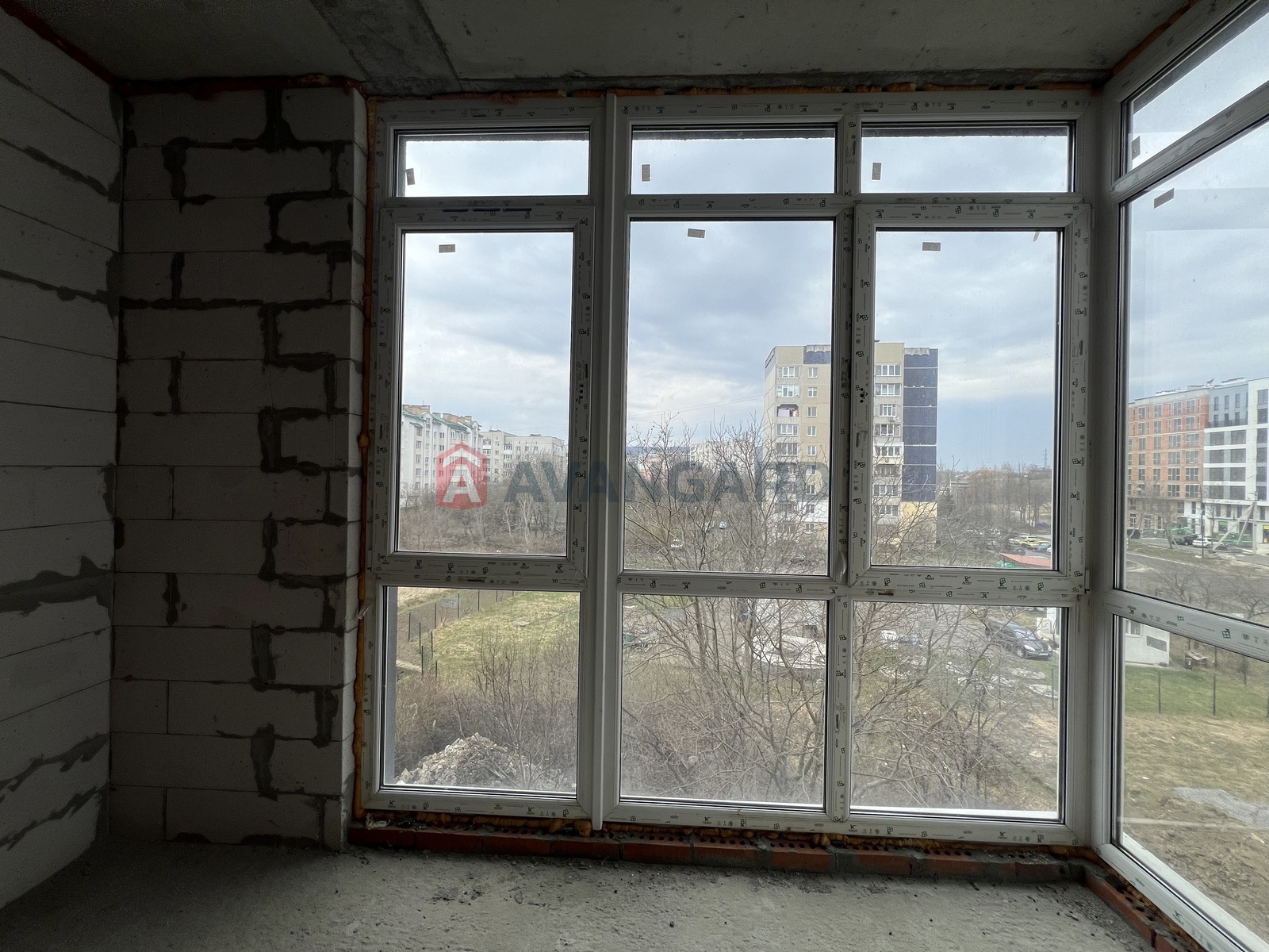 3 ��. ��������, 91.4/45/25 ��. �., 6/10 ������ ���� 5