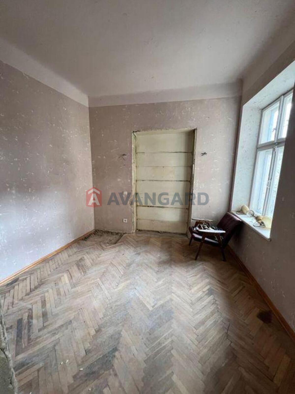 2 ��. ��������, 53/-/10 ��. �., 3/3 ������ ���� 8