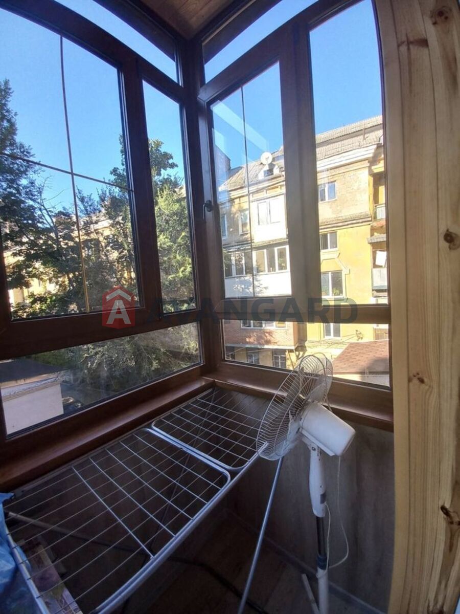 2 ��. ��������, 54/-/9 ��. �., 5/5 ������ ���� 10