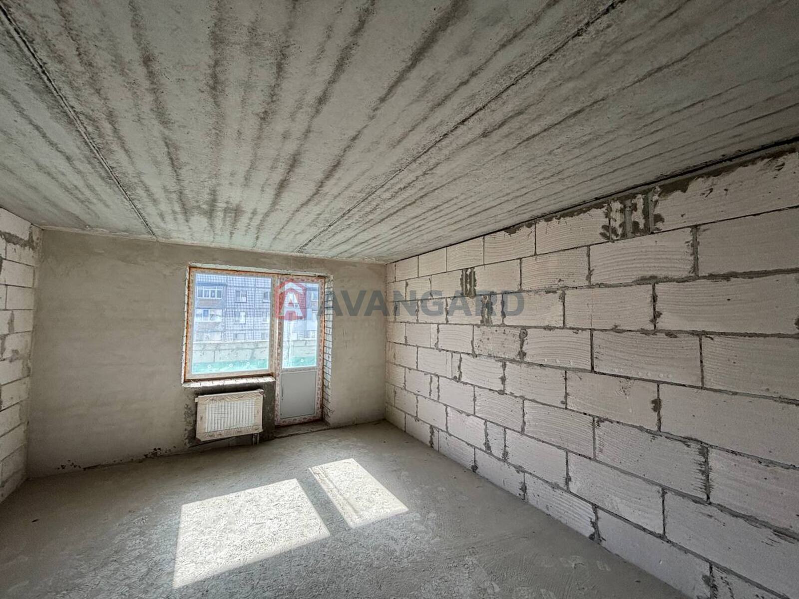 2 ��. ��������, 63/-/11 ��. �., 9/10 ������ ���� 3