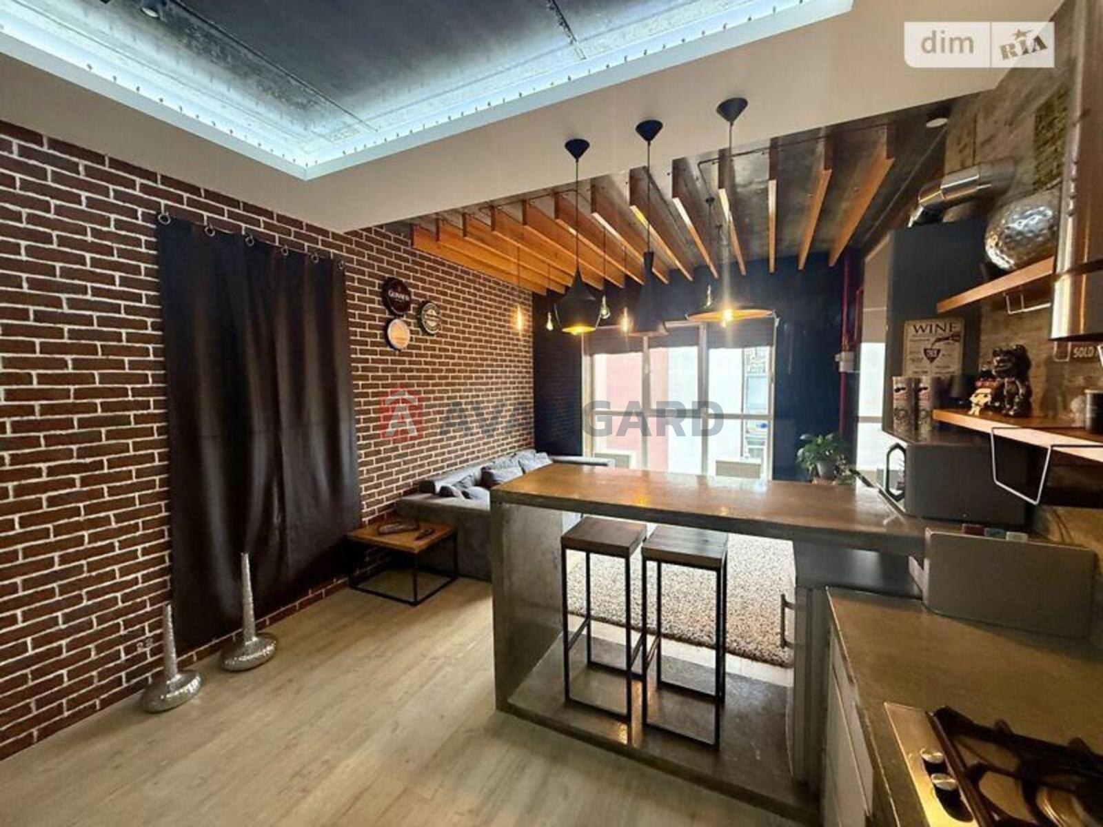 2 ��. ��������, 53/18/25 ��. �., 3/5 ������ ���� 8