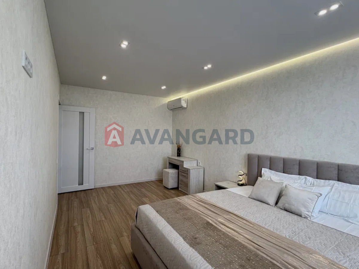 2 ��. ��������, 63/-/12 ��. �., 9/9 ������ ���� 5