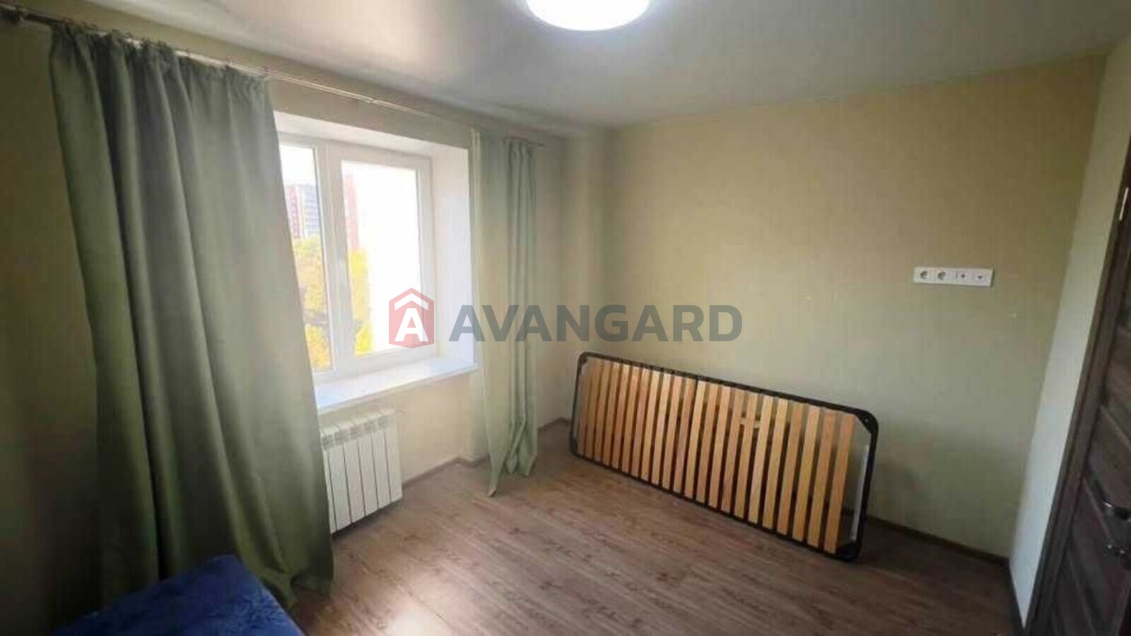 3 ��. ��������, 62/-/8 ��. �., 9/9 ������ ���� 9