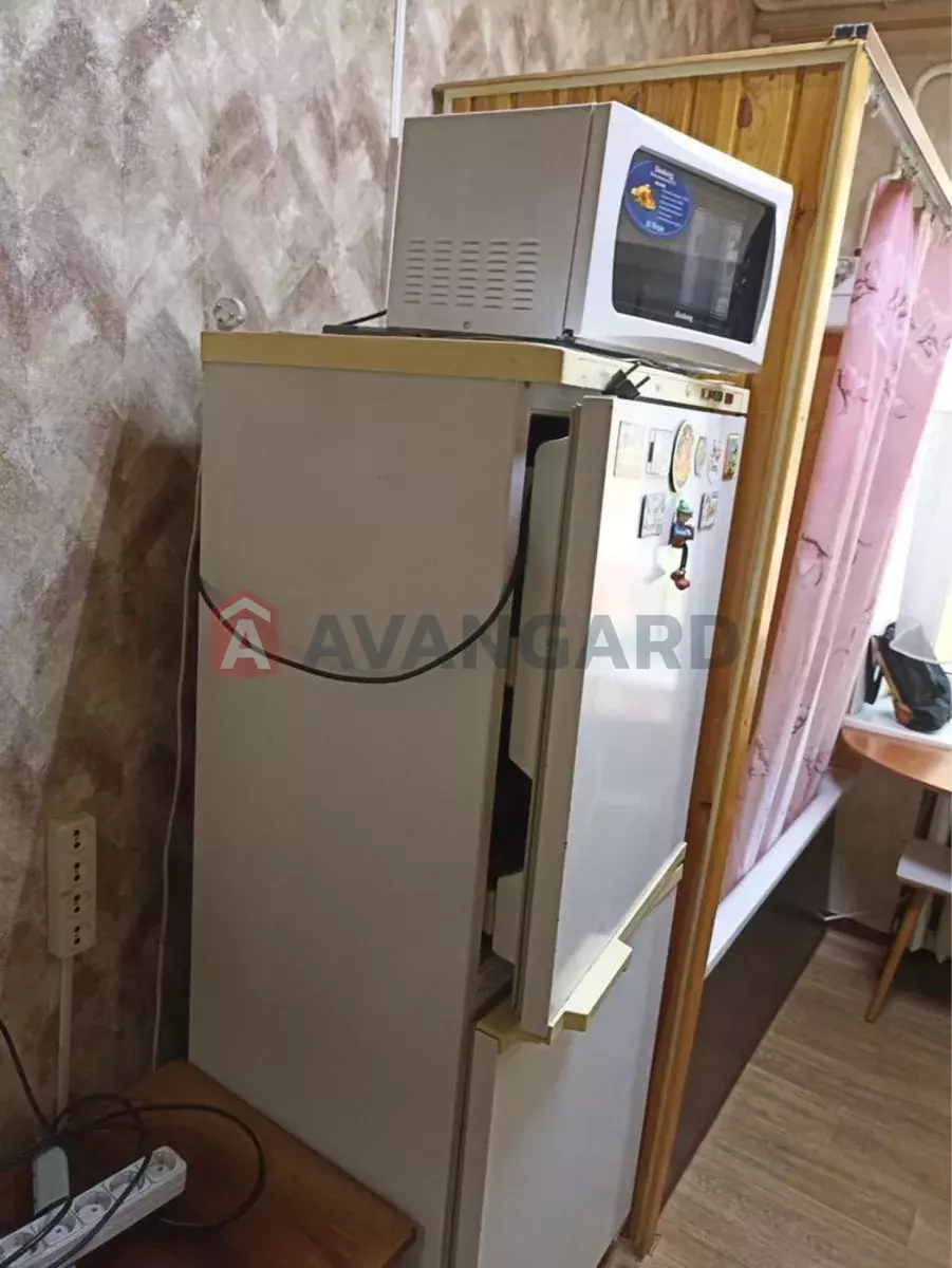 2 ��. ��������, 54/-/10 ��. �., 2/3 ������ ���� 4