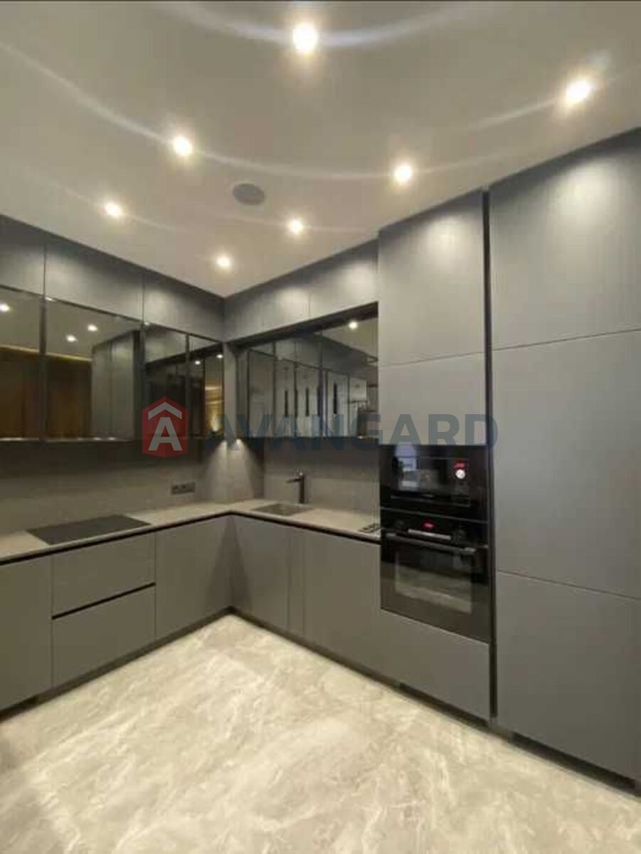 7 ����. ��������, 649/-/80 ��. �., 6/7 ���� ���� 6