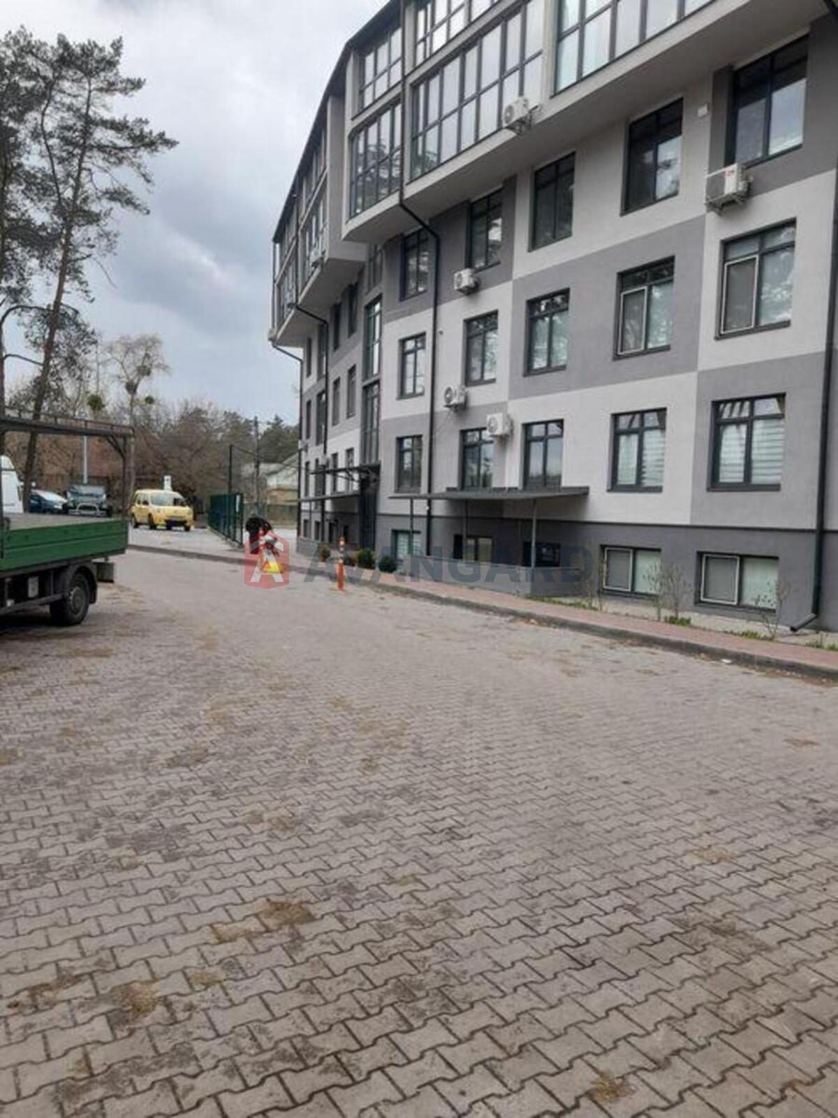 1 ��. ��������, 22/-/7 ��. �., 2/4 ������ ���� 6