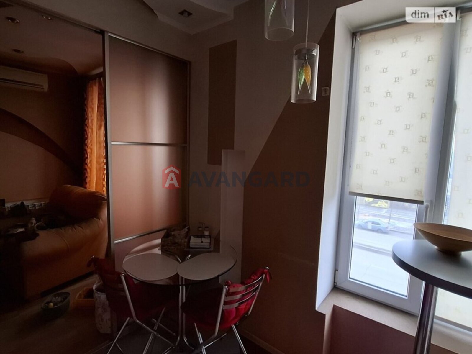 2 ����. ��������, 42/40/8 ��. �., 3/6 ���� ���� 6