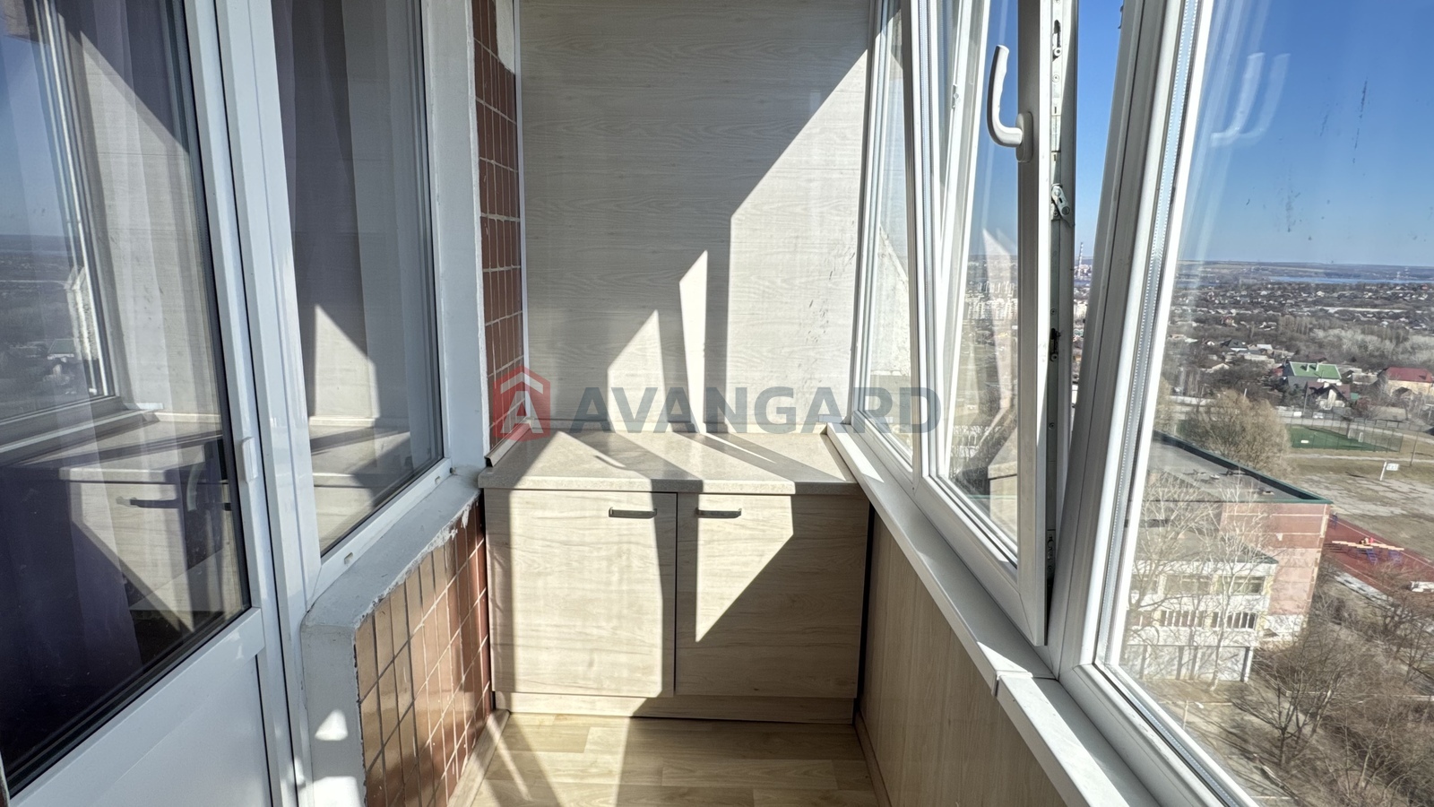 1 ��. ��������, 40,4/-/7,2 ��. �., 12/12 ������ ���� 15