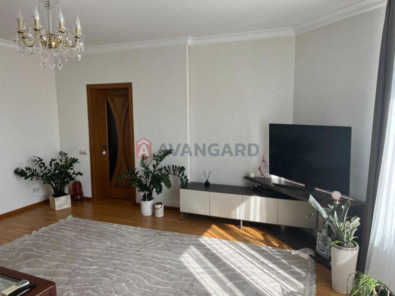 4 ����. ��������, 125/-/14 ��. �., 15/23 ���� ���� 3