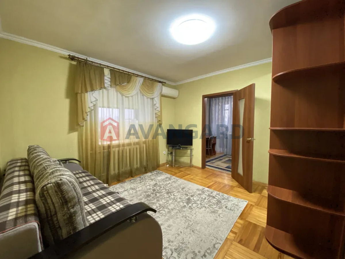 2 ��. ��������, 37/-/7 ��. �., 9/13 ������ ���� 1