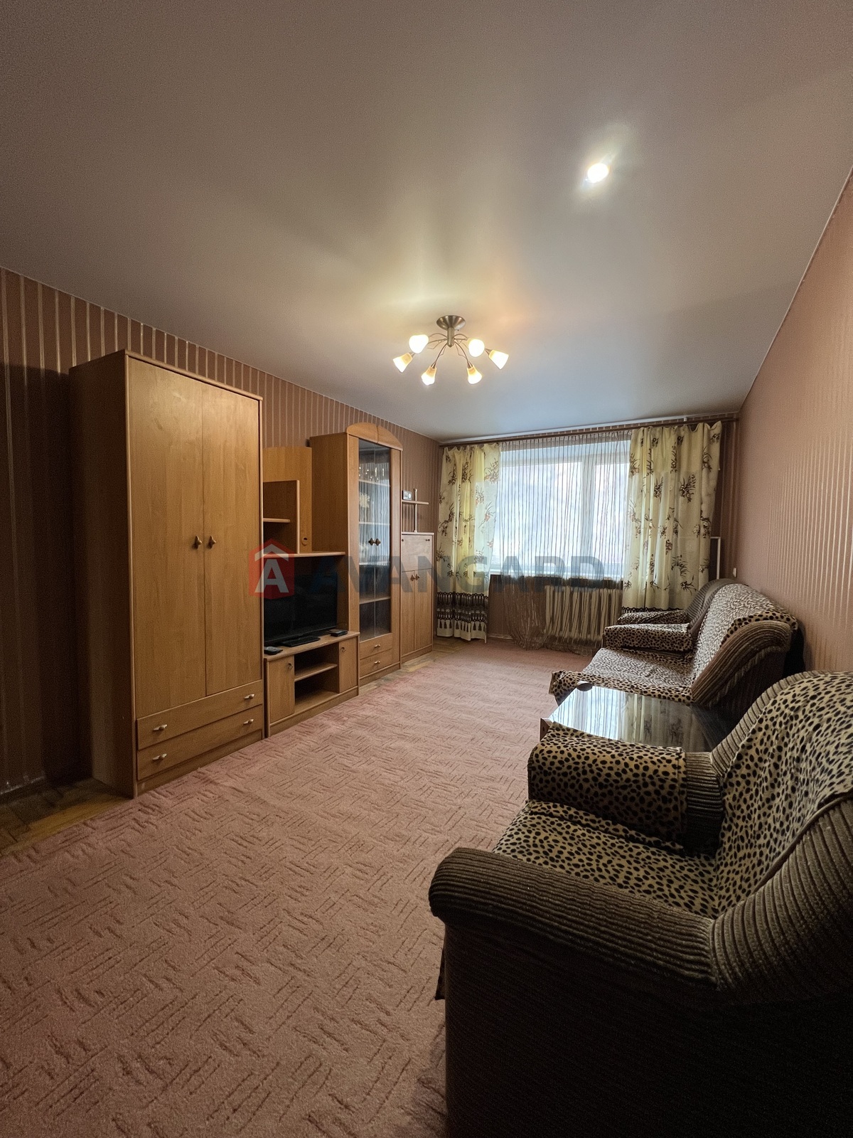 4 ��. ��������, 63/43/8 ��. �., 1/5 ������ ���� 9