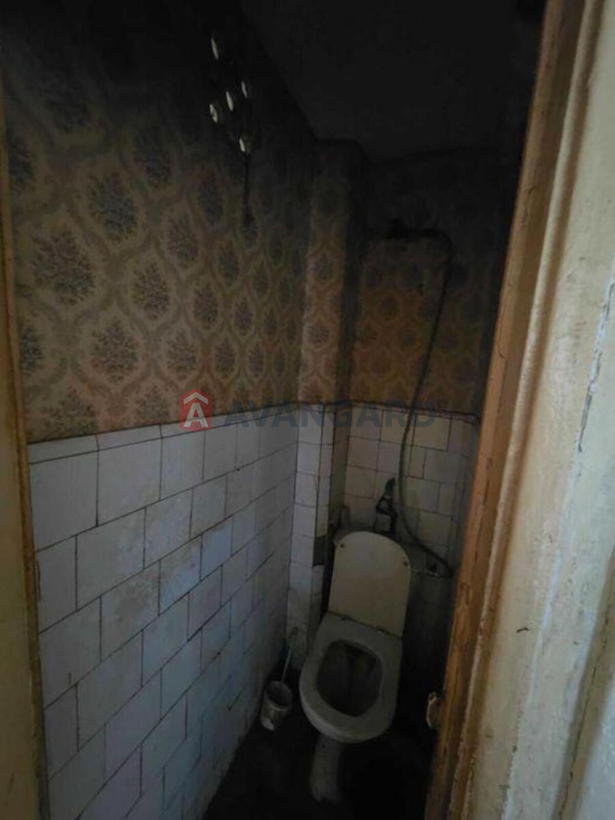 2 ��. ��������, 46/-/5 ��. �., 5/5 ������ ���� 10