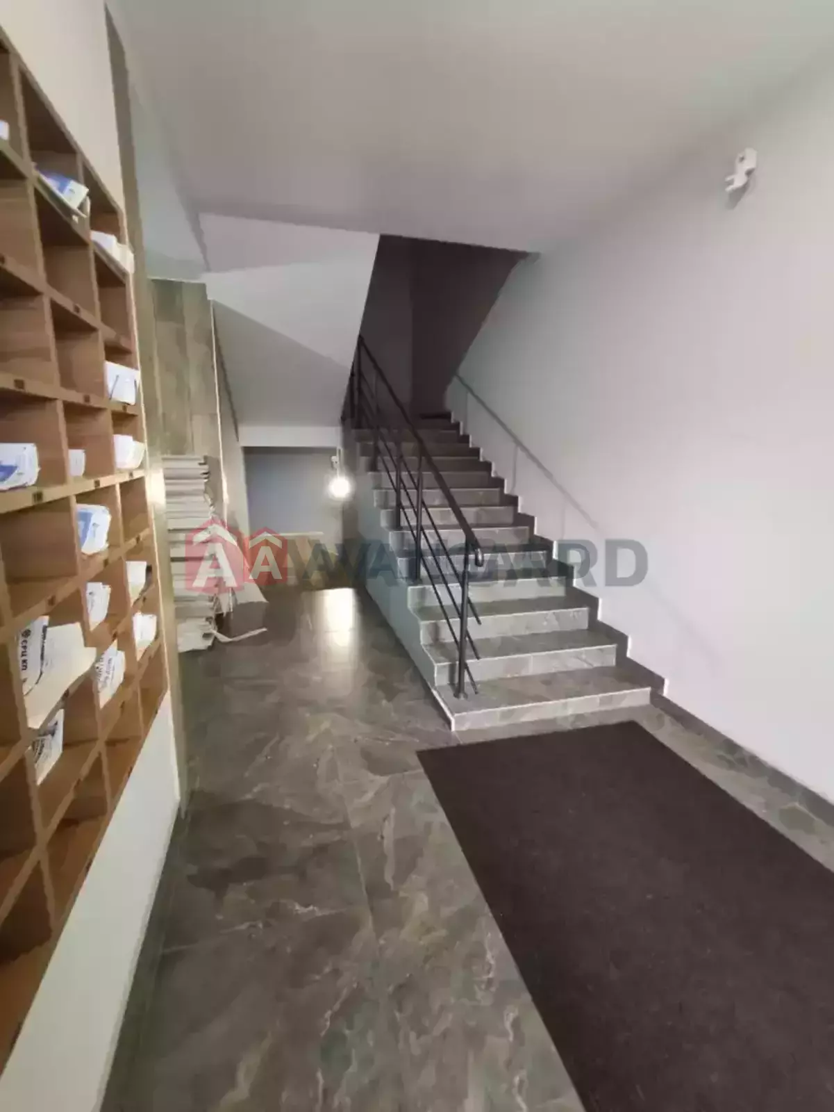 2 ��. ��������, 77/-/- ��. �., 9/9 ������ ���� 16