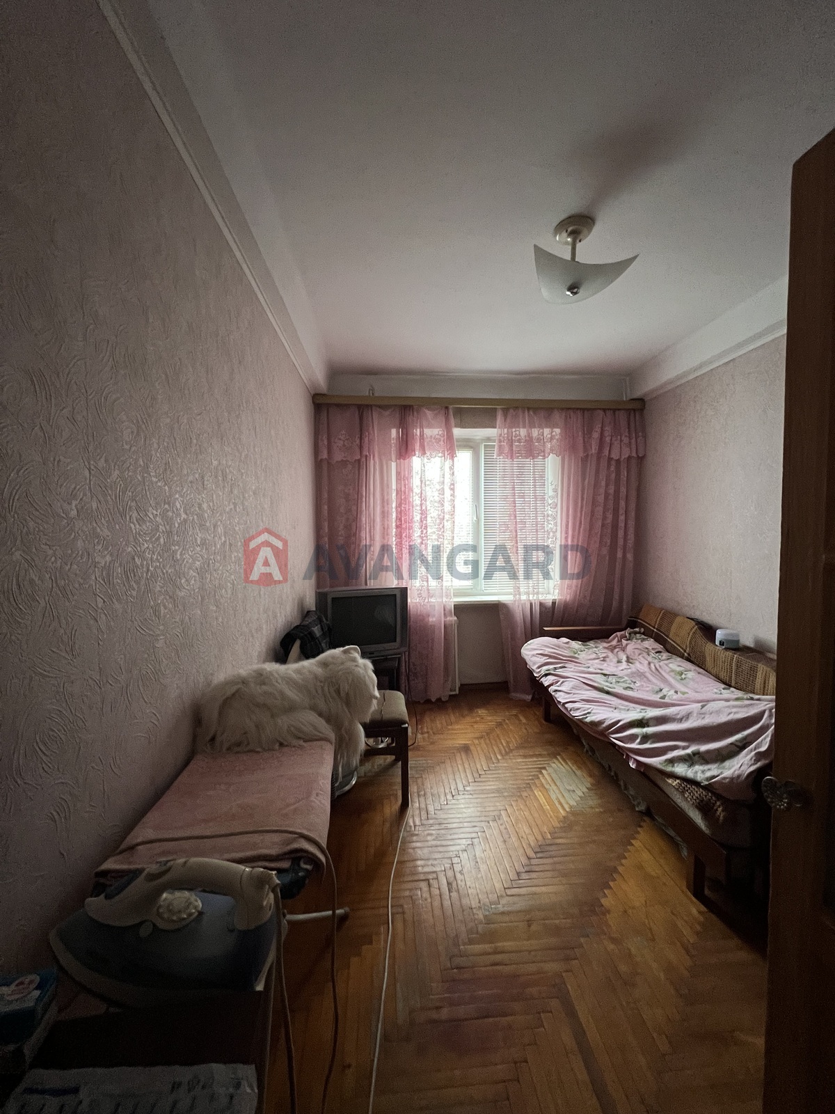 3 ��. ��������, 67/-/6 ��. �., 3/5 ������ ���� 3