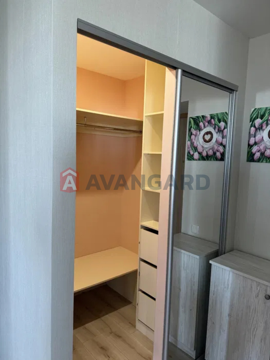 2 ��. ��������, 50/-/15 ��. �., 10/14 ������ ���� 9