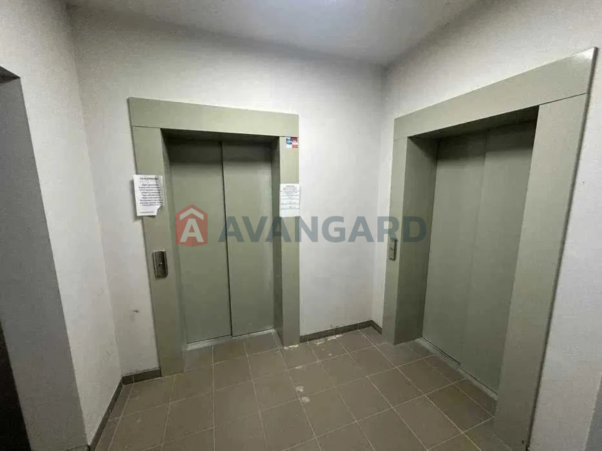 1 ��. ��������, 39/-/12 ��. �., 10/11 ������ ���� 4