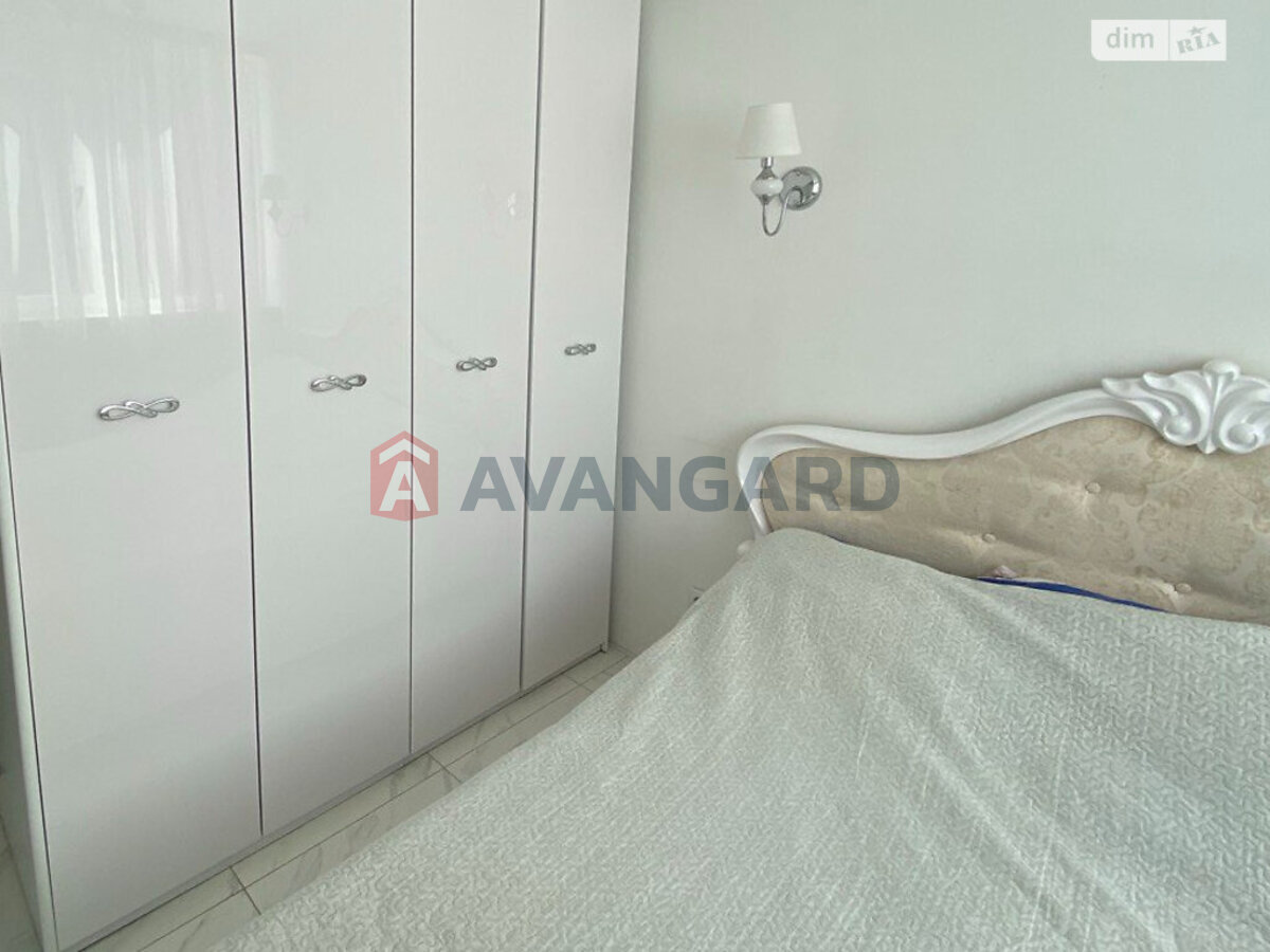 1 ��. ��������, 41/-/5 ��. �., 4/25 ������ ���� 1