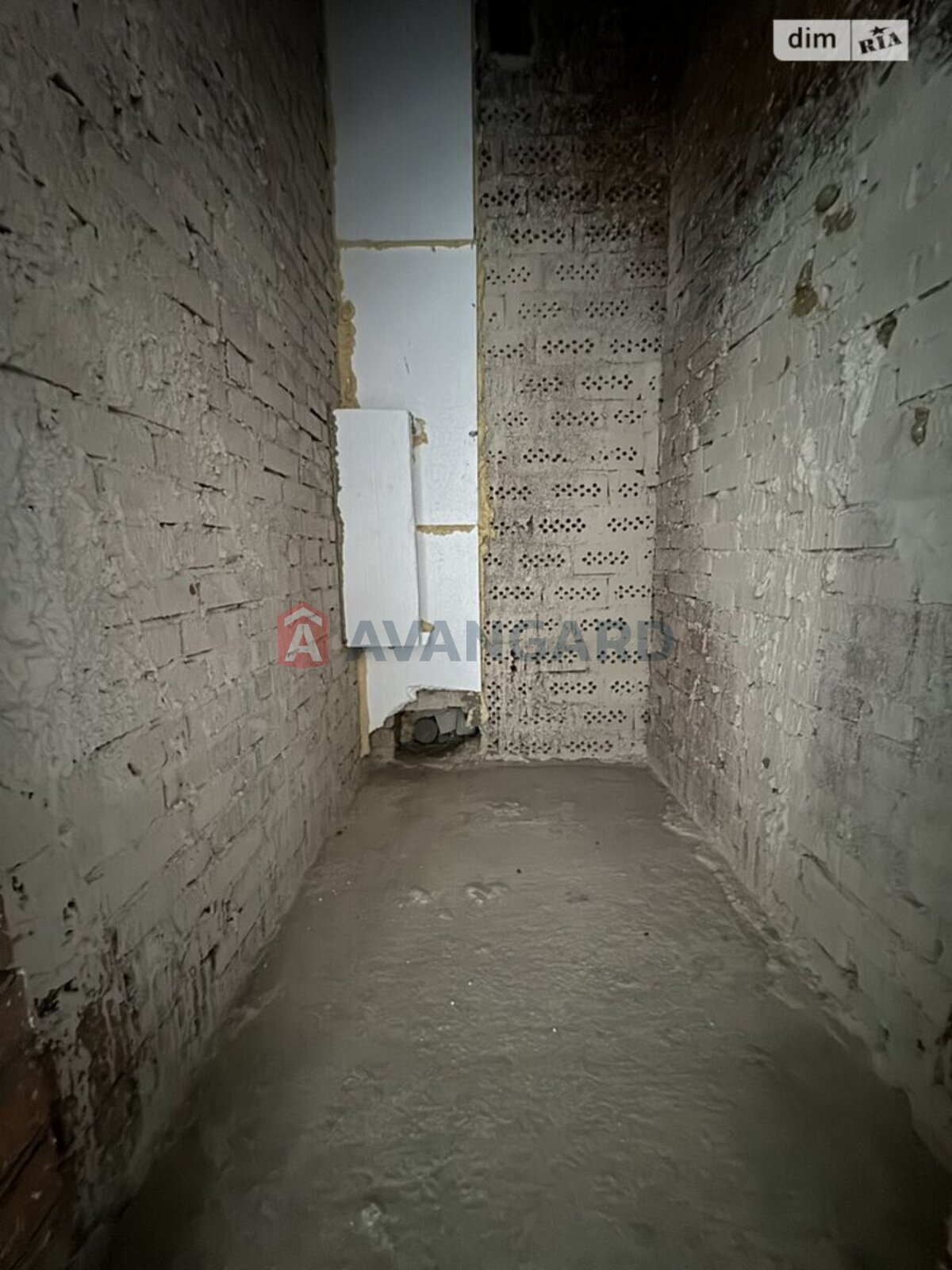 2 ��. ��������, 94/56/18 ��. �., 4/14 ������ ���� 10