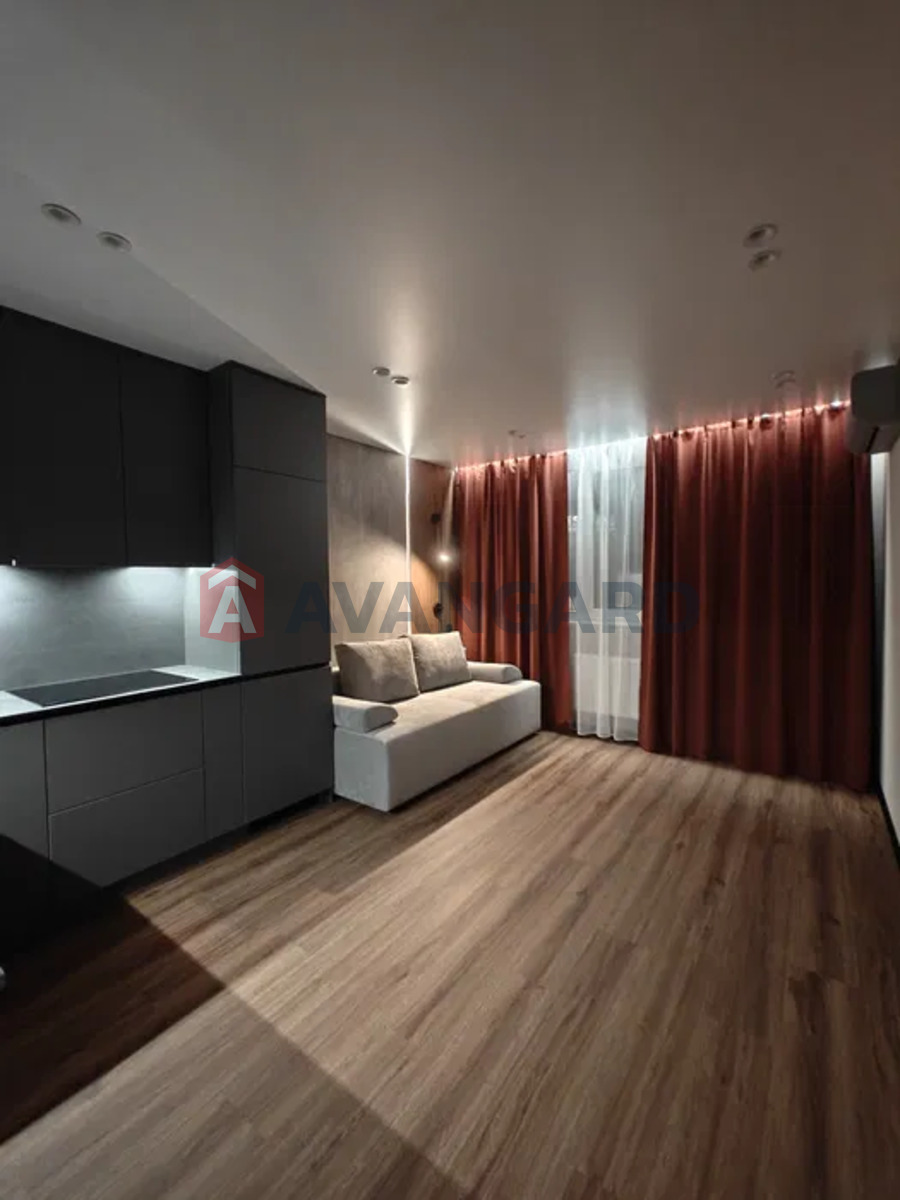 1 ����. ��������, 49/-/18 ��. �., 12/23 ���� ���� 17