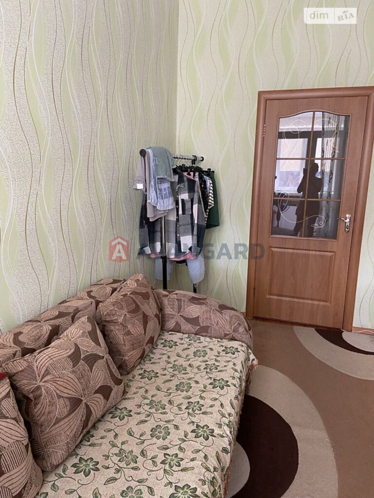 2 ����. ��������, 42/25/6 ��. �., 3/3 ���� ���� 5