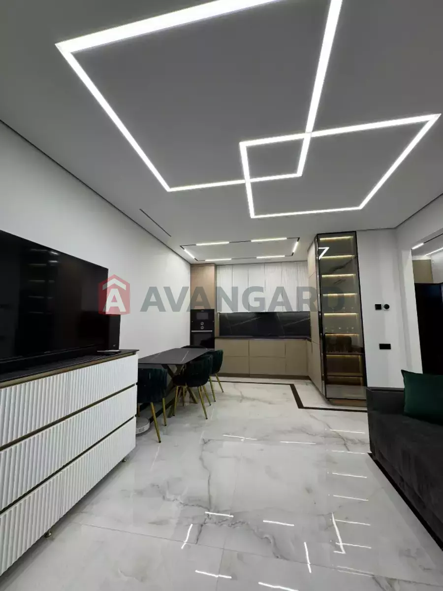 3 ��. ��������, 64/-/- ��. �., 6/13 ������ ���� 3