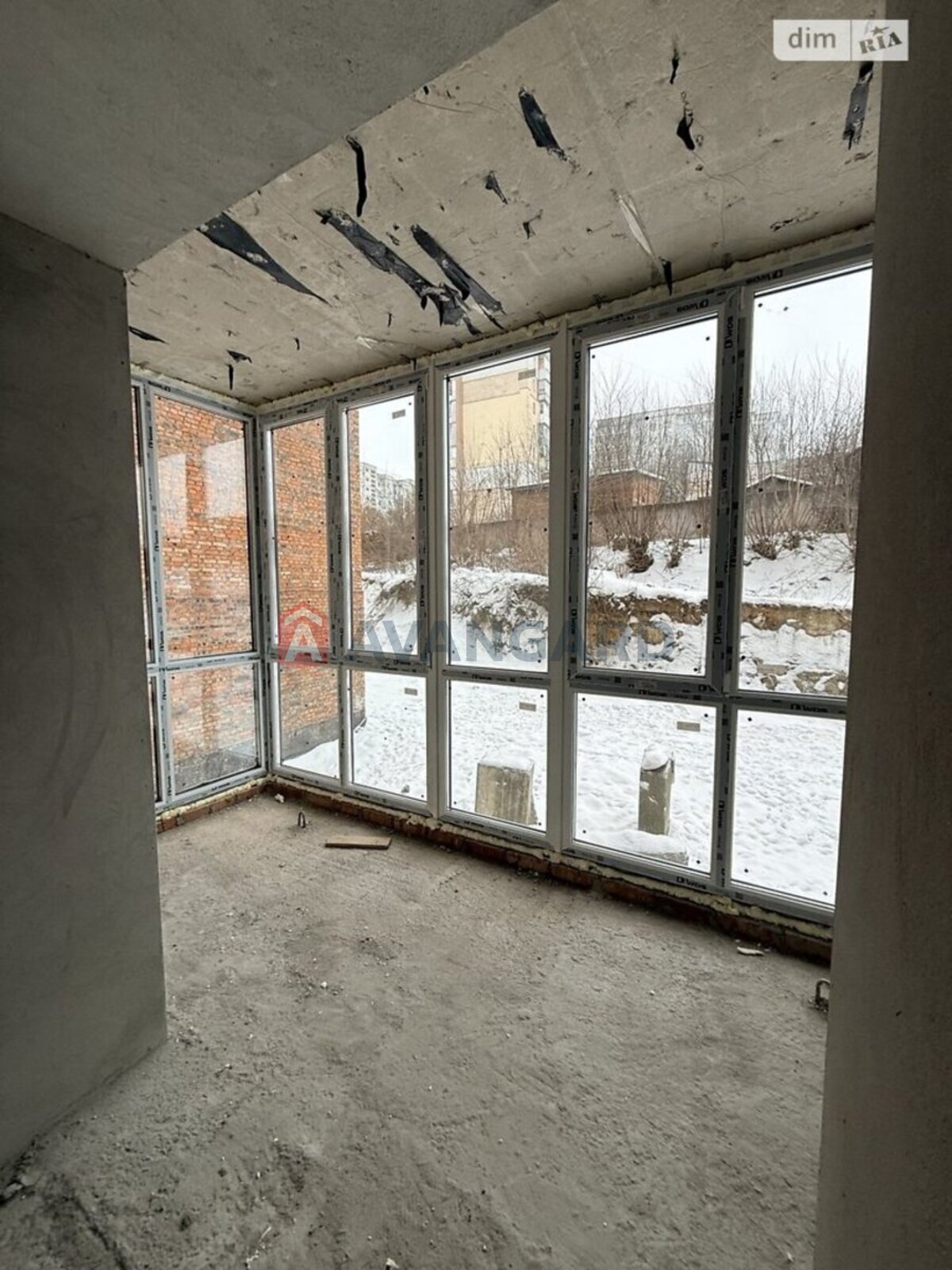 2 ��. ��������, 73/-/25 ��. �., 2/9 ������ ���� 11