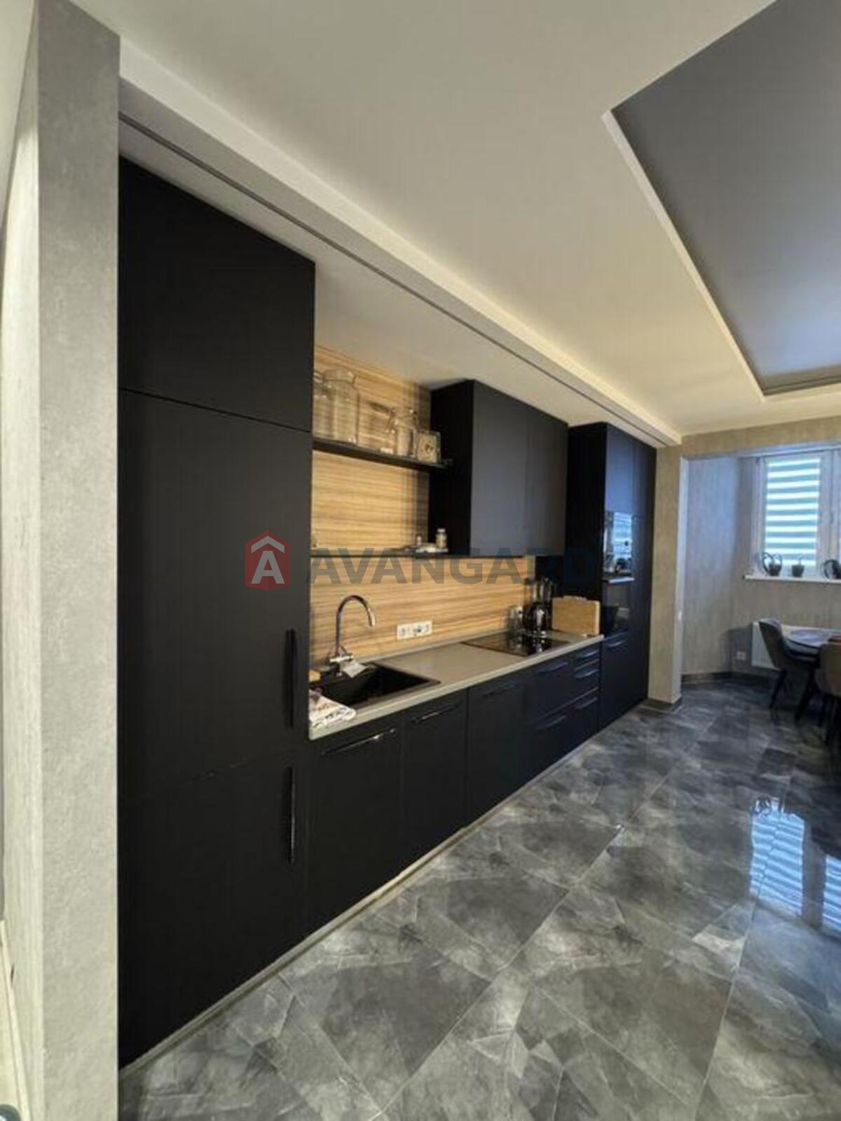 2 ��. ��������, 100/-/20 ��. �., 2/25 ������ ���� 1