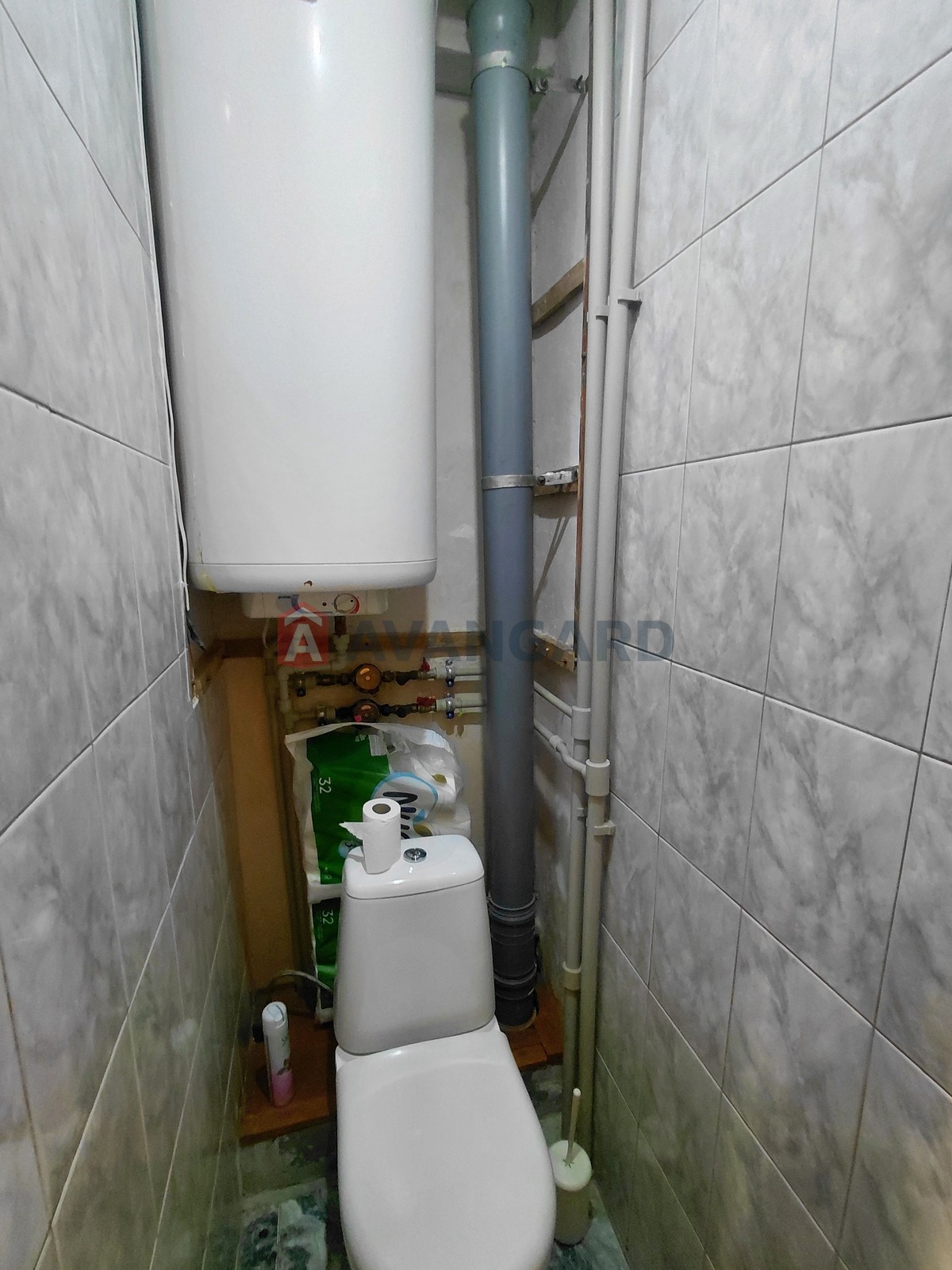 2 ��. ��������, 50/-/8 ��. �., 8/9 ������ ���� 12