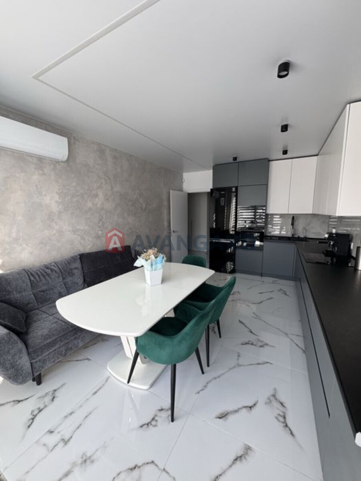 2 ��. ��������, 73/-/18 ��. �., 10/10 ������ ���� 1