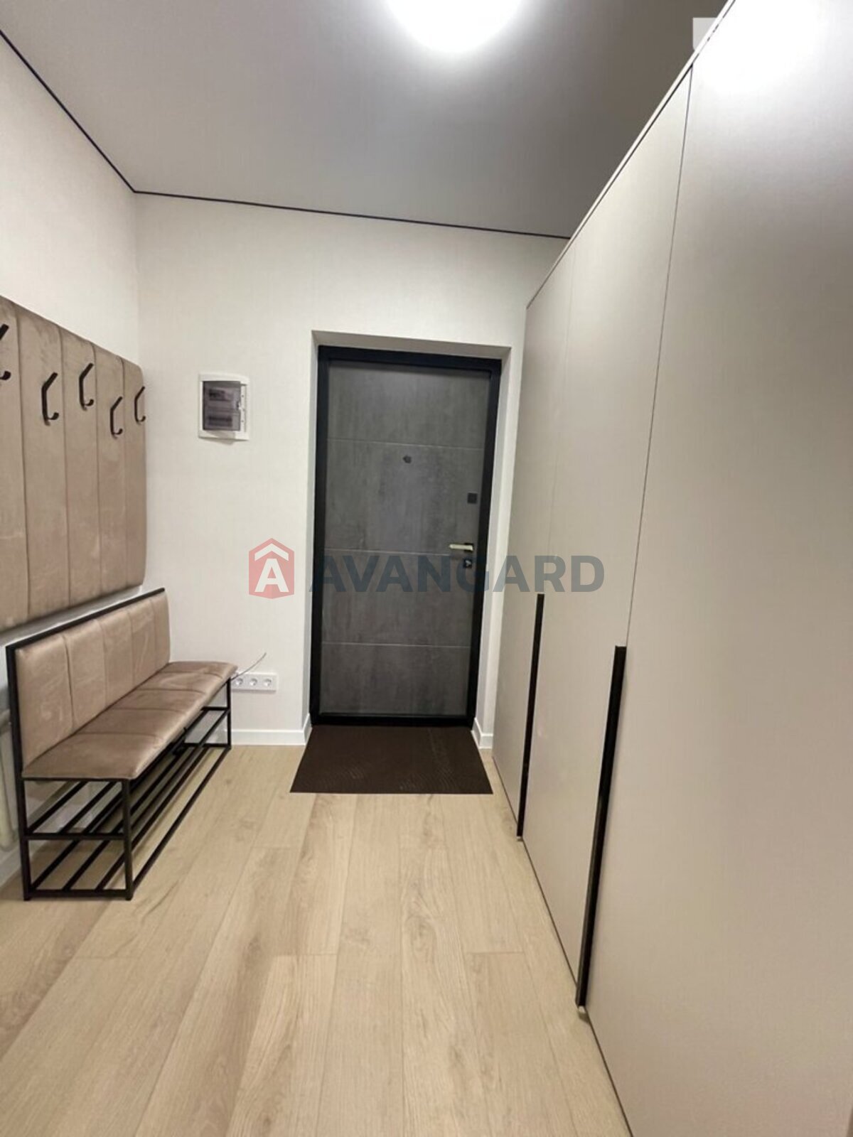 1 ��. ��������, 48/12/30 ��. �., 2/18 ������ ���� 18