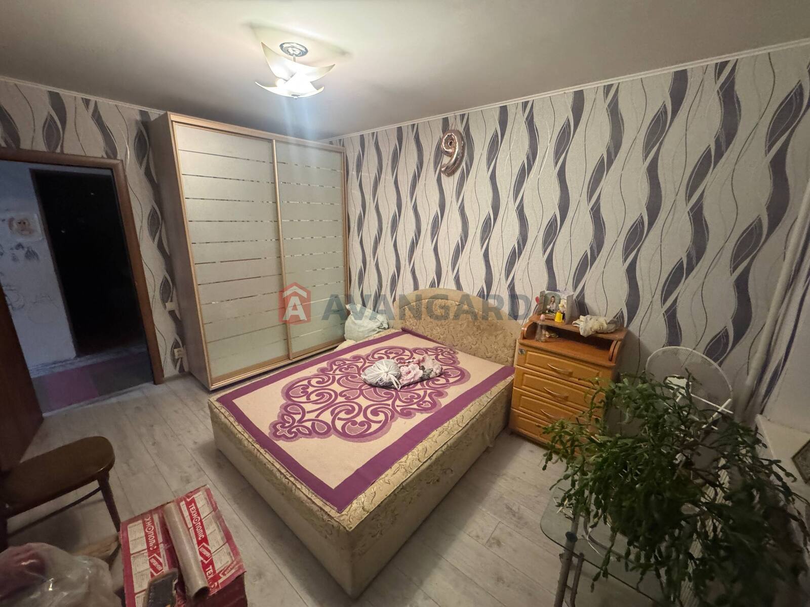 3 ��. ��������, 63.4/44/8 ��. �., 6/10 ������ ���� 1