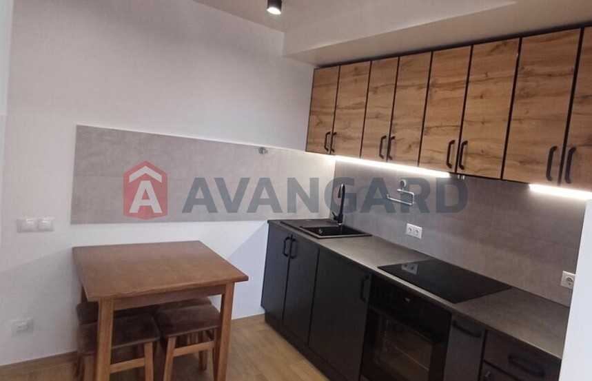 2 . , 42/-/8 . ., 1/10   1