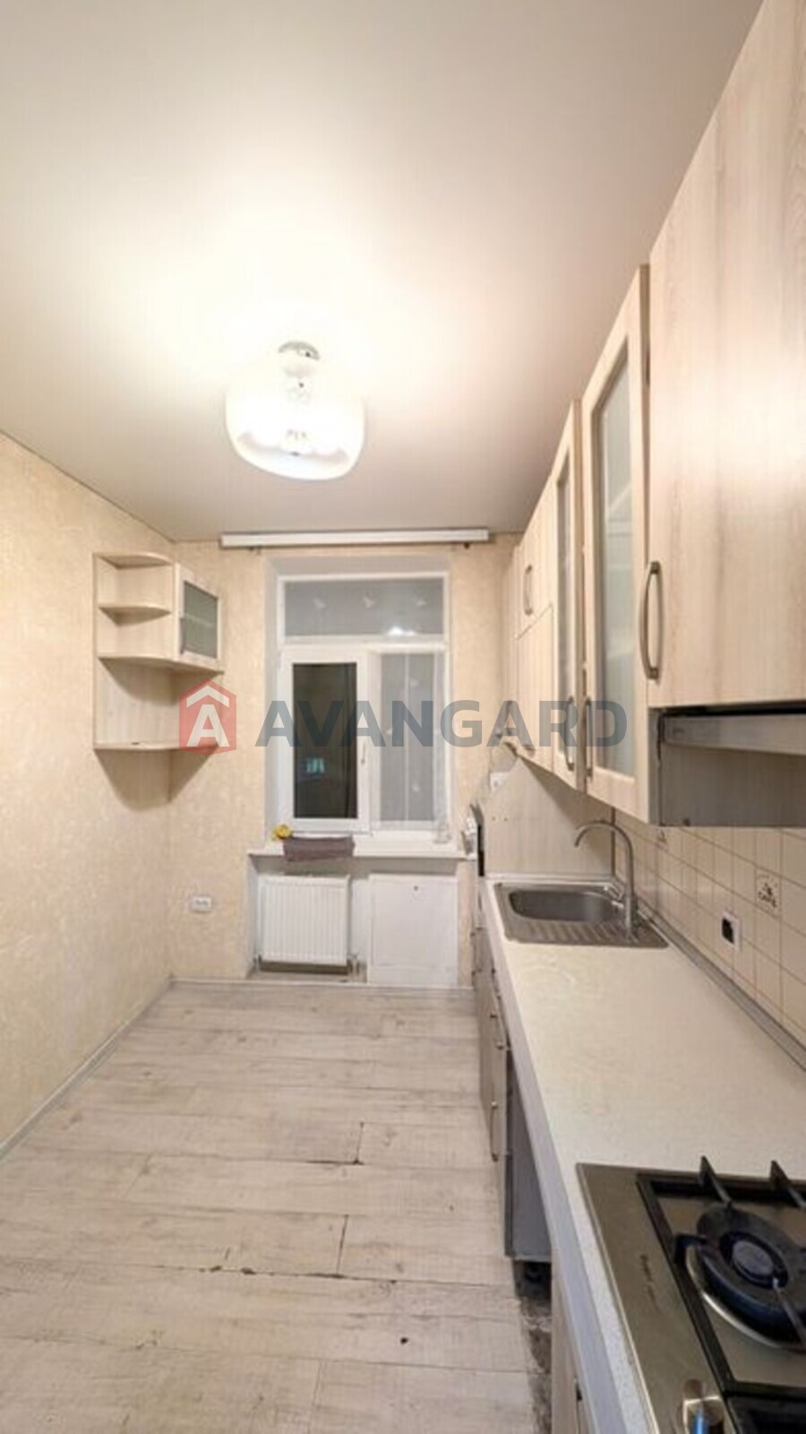 3 ��. ��������, 70/-/7 ��. �., 2/5 ������ ���� 10