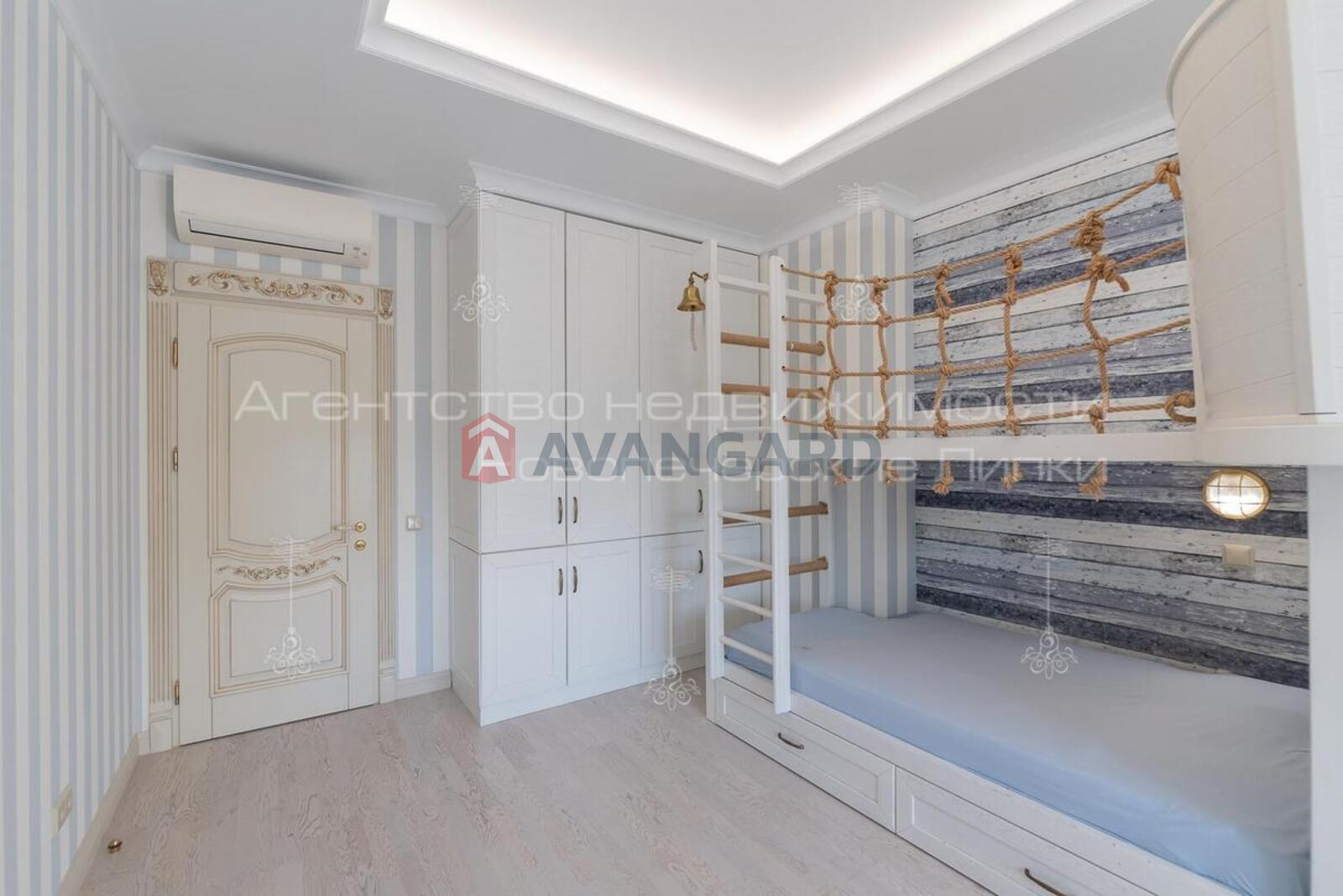 3 ��. ��������, 114/63/20 ��. �., 7/22 ������ ���� 19