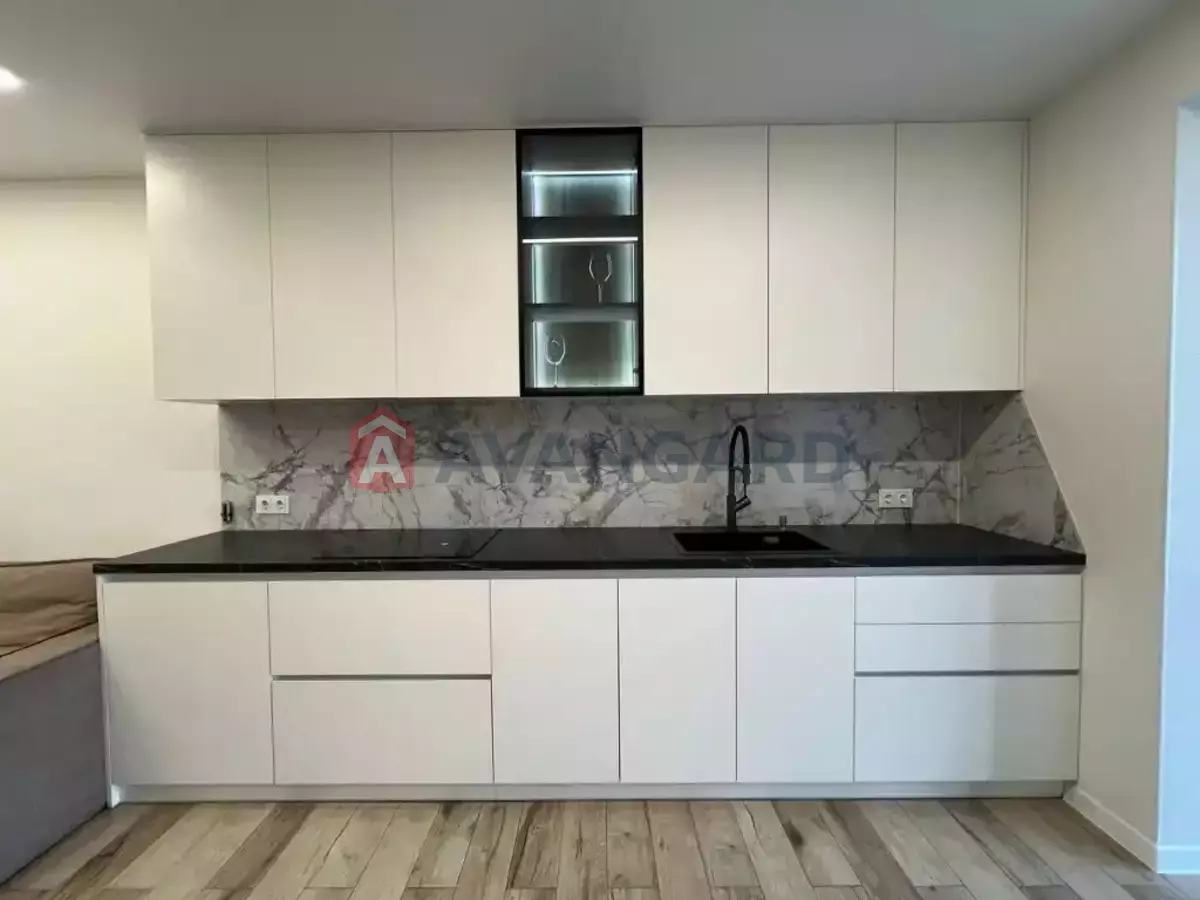 3 ��. ��������, 79/46/20 ��. �., 3/12 ������ ���� 4