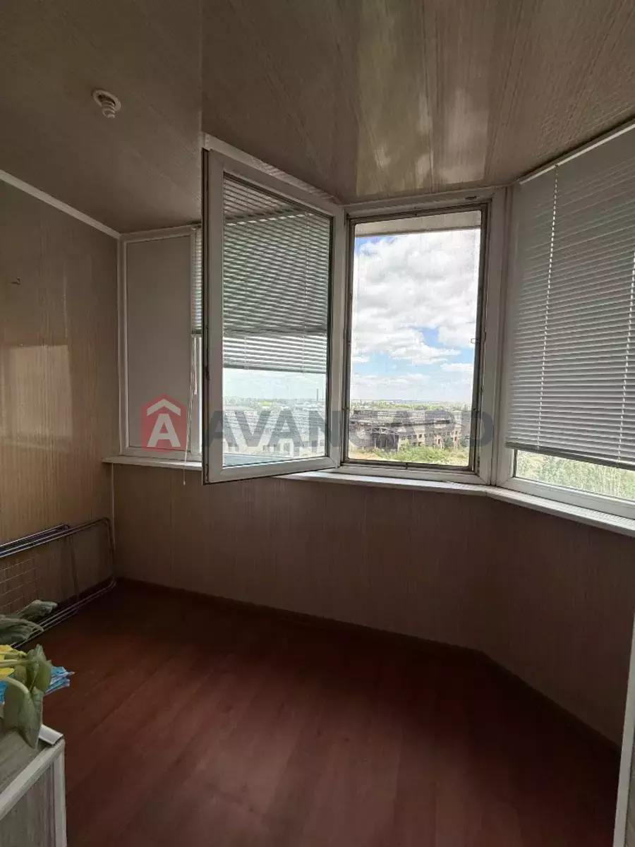 2 ����. ��������, 56/28/8 ��. �., 11/16 ���� ���� 25