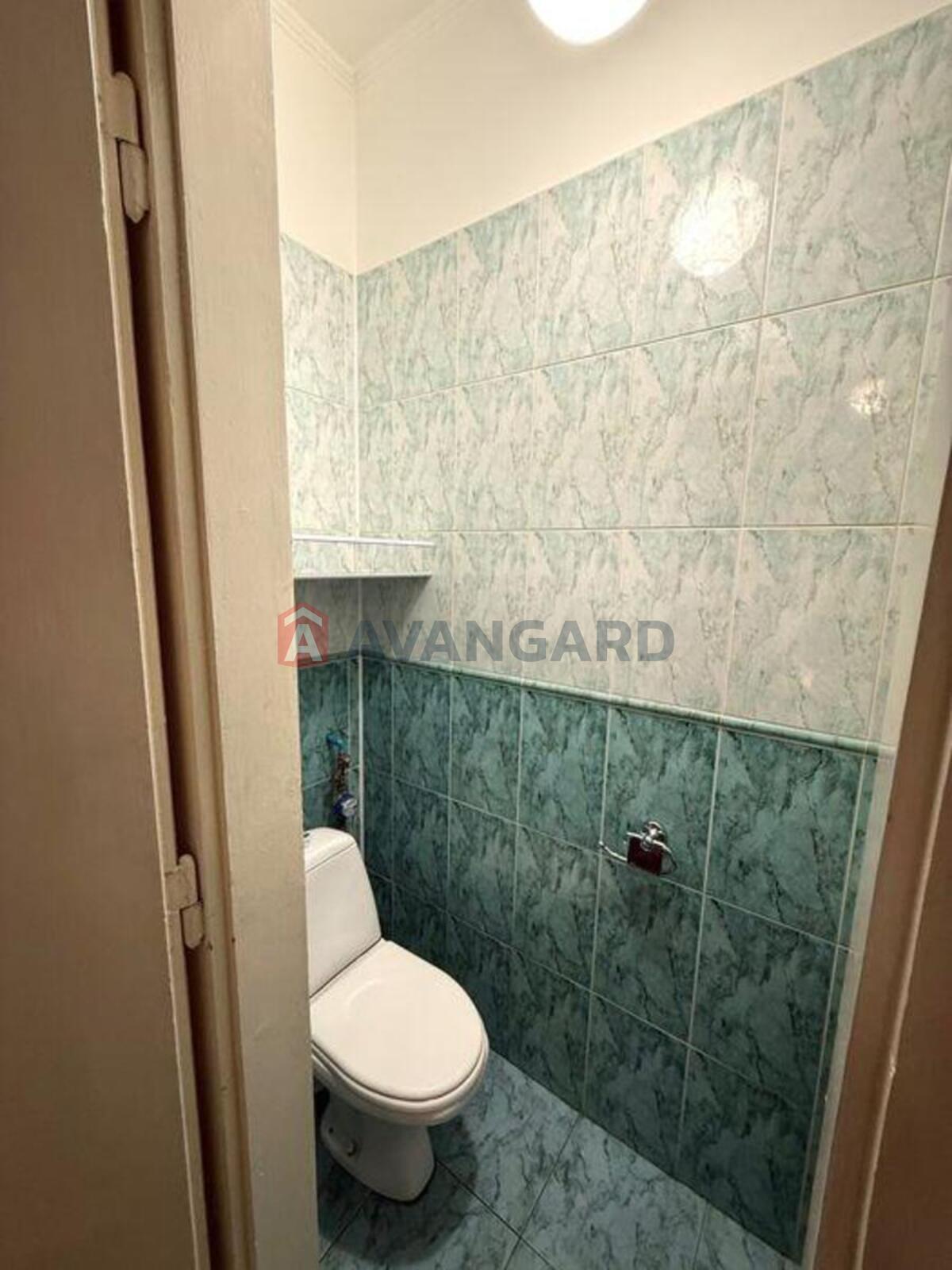 2 ����. ��������, 71/-/20 ��. �., 1/4 ���� ���� 19