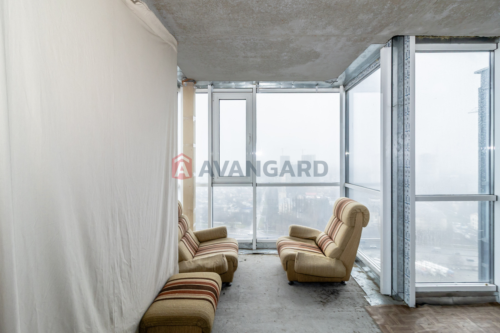 2 . , 51,5/42/6 . ., 27/27   7