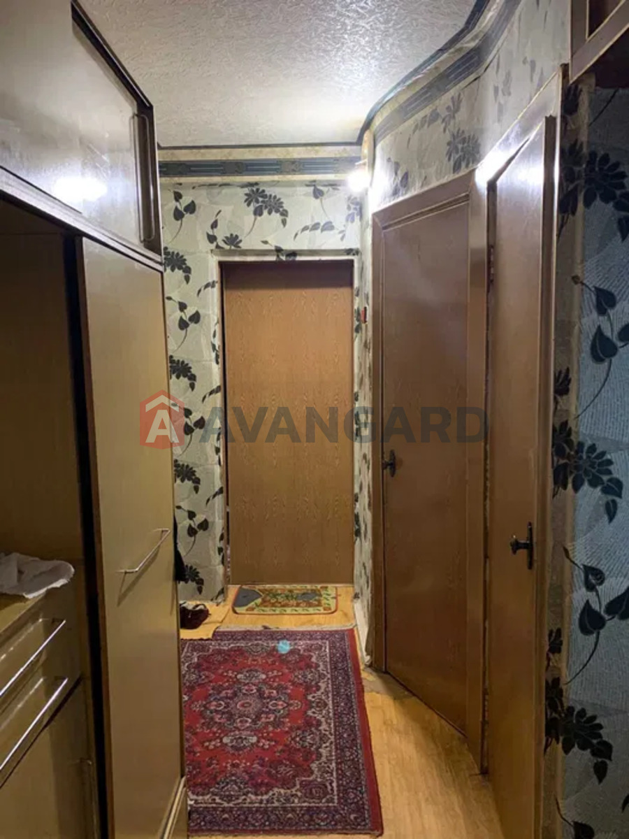 2 ��. ��������, 42/-/6 ��. �., 3/5 ������ ���� 11