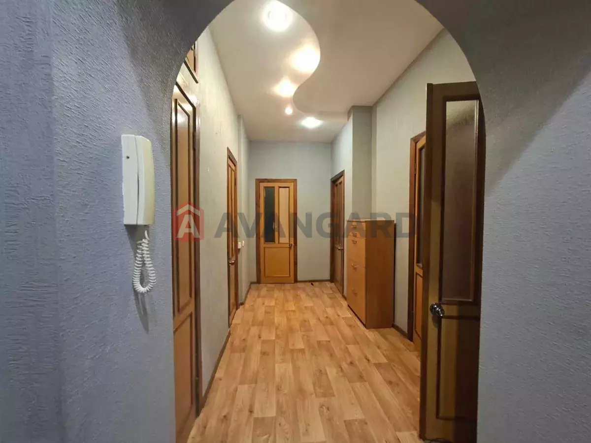 2 ��. ��������, 70/-/9 ��. �., 4/4 ������ ���� 17