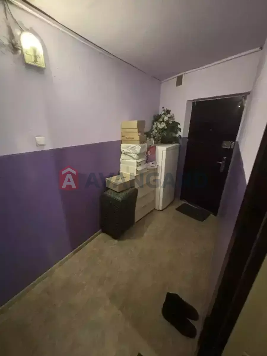 3 ��. ��������, 60/-/10 ��. �., 5/9 ������ ���� 15