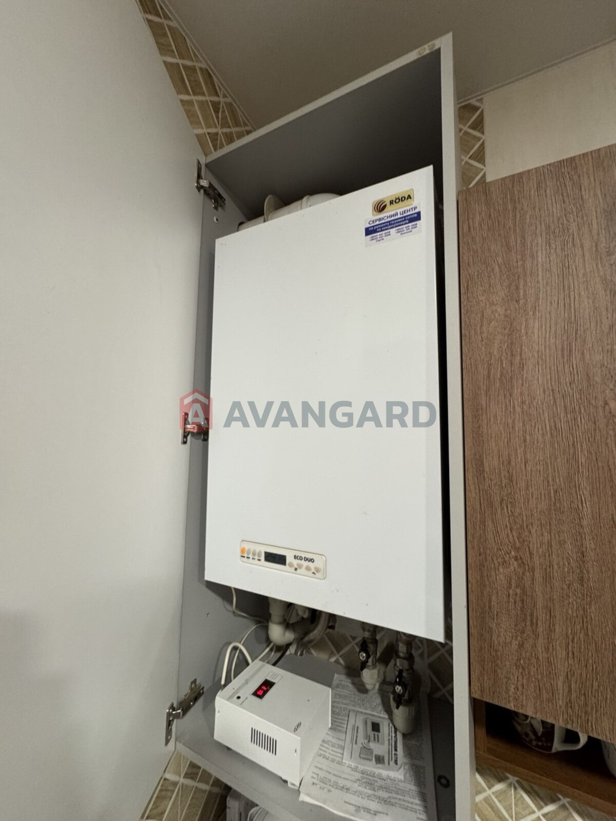 2 ����. ��������, 61/34/11 ��. �., 10/12 ���� ���� 17