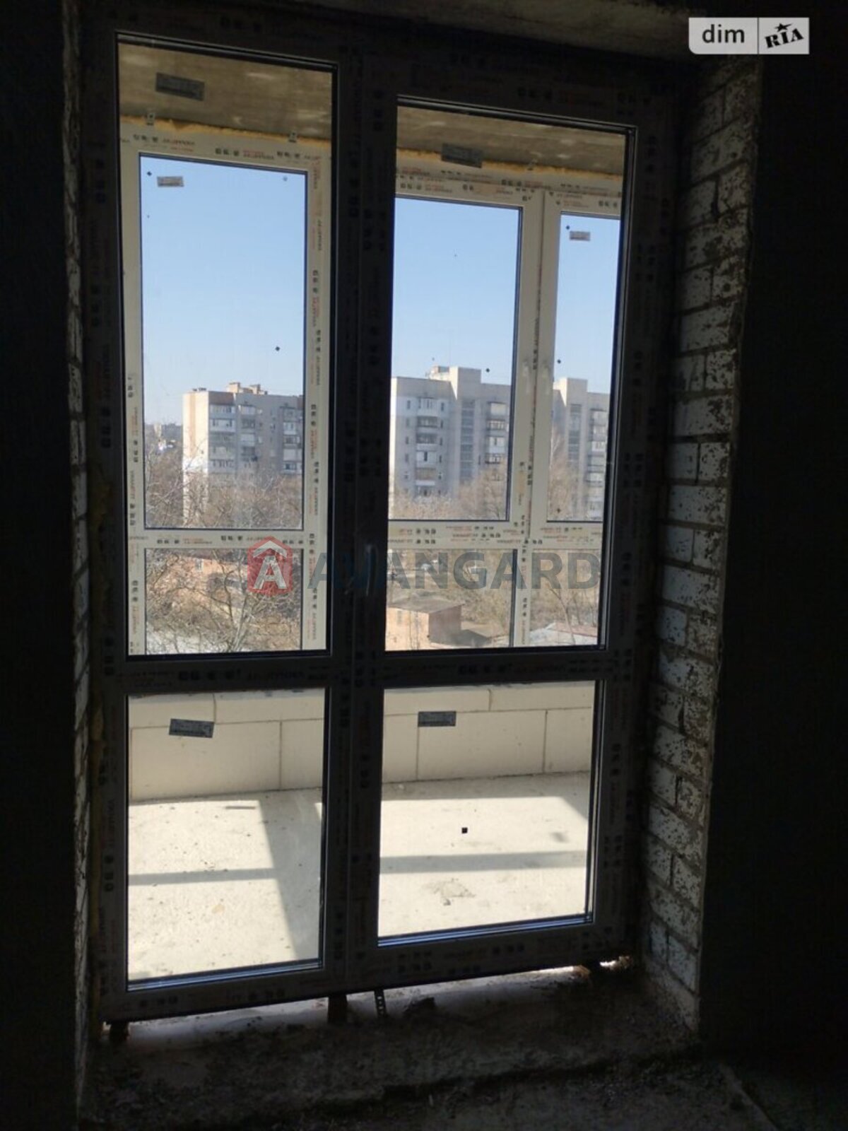 1 ��. ��������, 52/17/15 ��. �., 6/10 ������ ���� 22