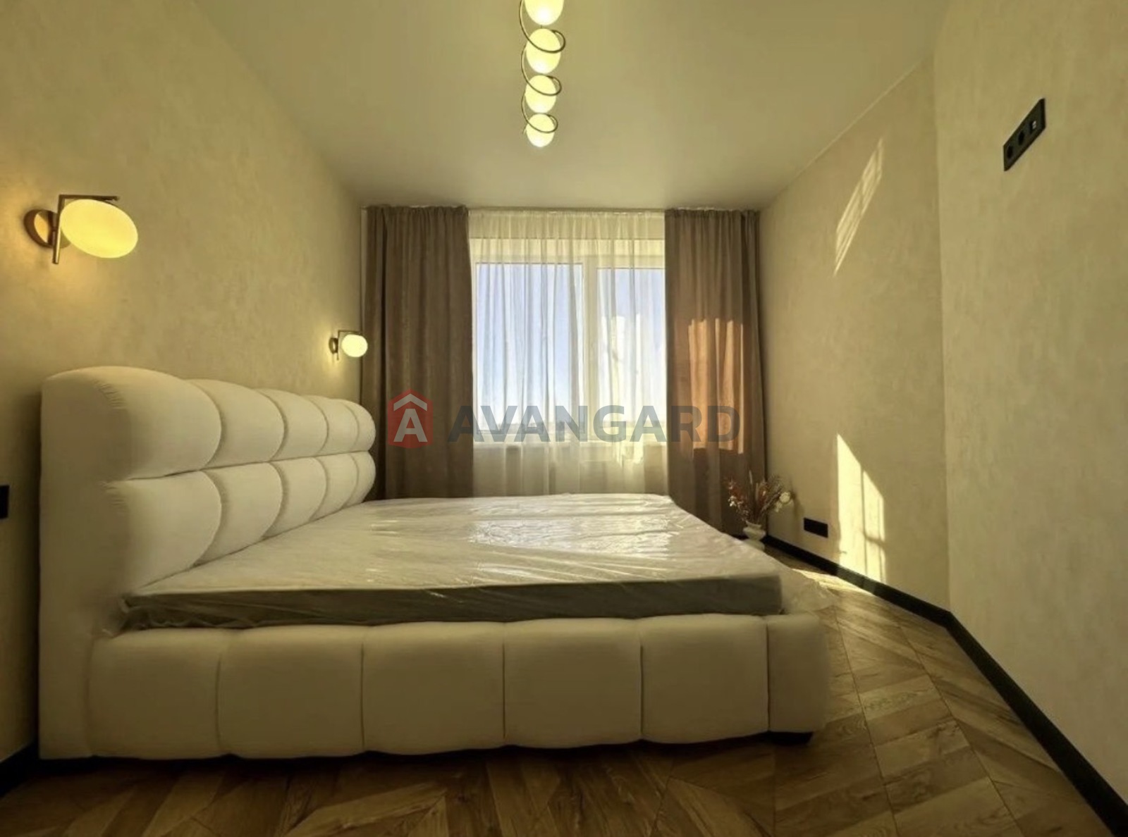 1 ����. ��������, 35/13/16 ��. �., 4/4 ���� ���� 7