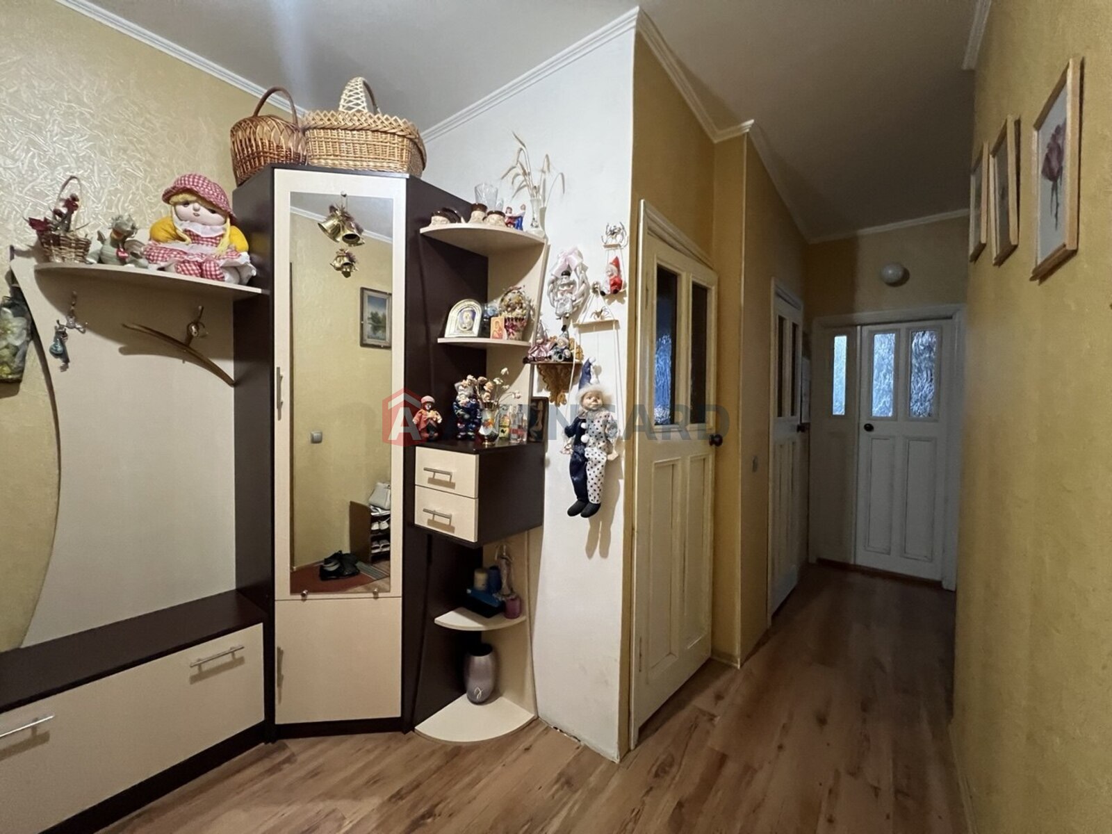 2 ��. ��������, 50/30/7 ��. �., 2/5 ������ ���� 19