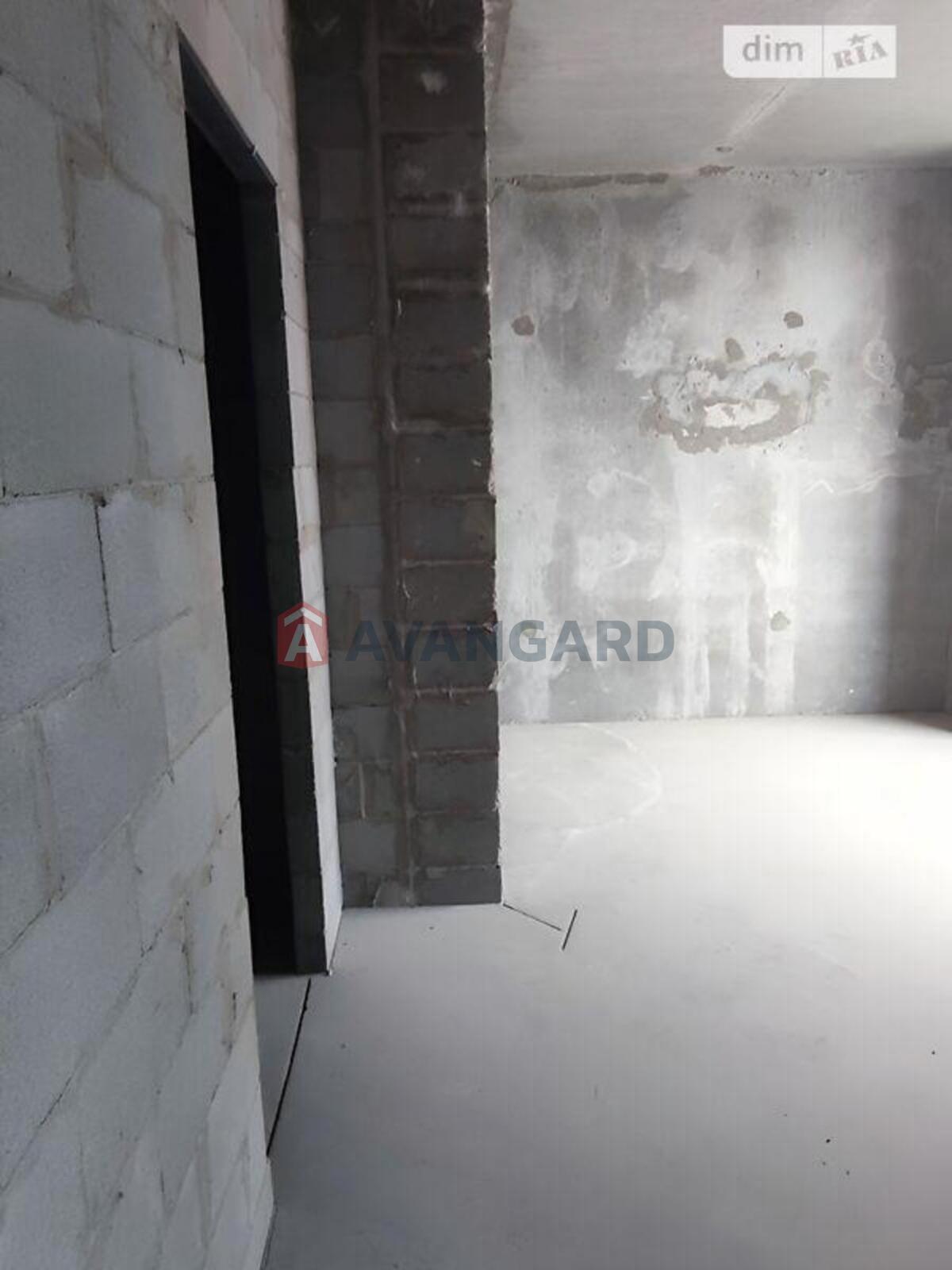 2 ��. ��������, 67/34/11 ��. �., 9/10 ������ ���� 14