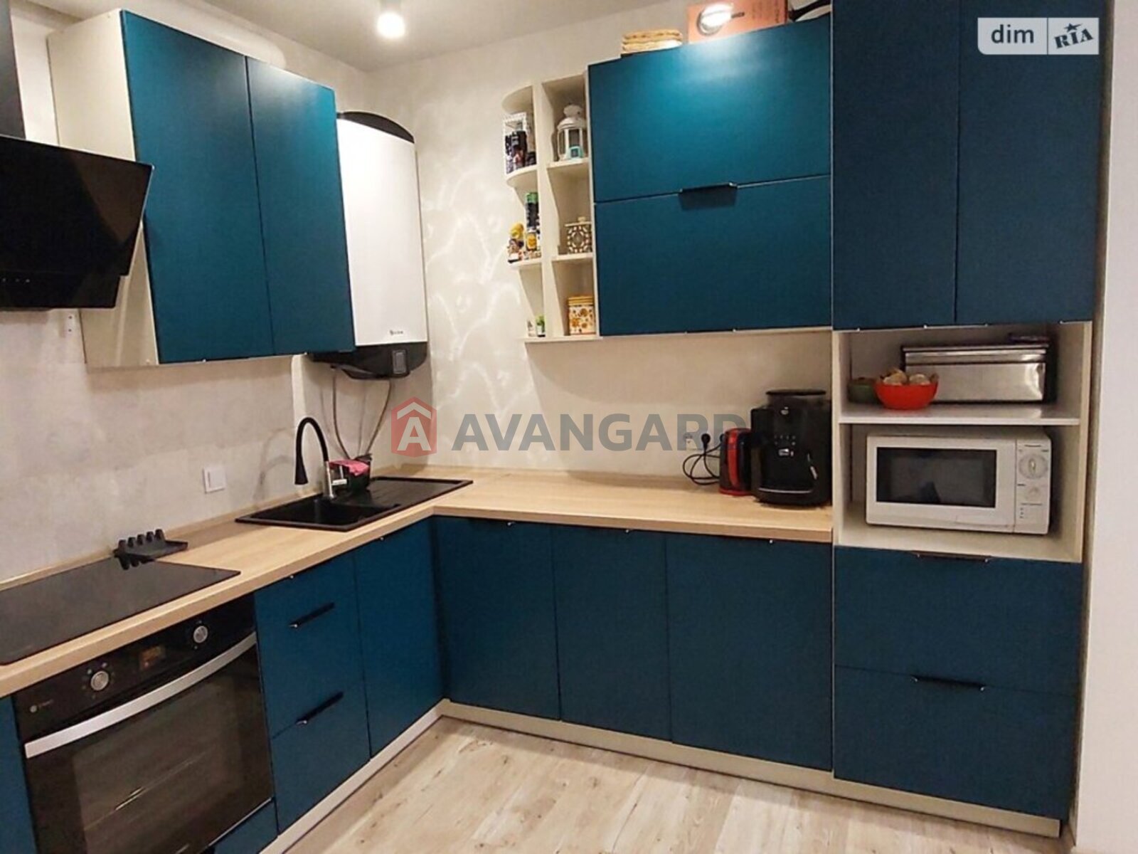 1 ����. ��������, 57/20/23 ��. �., 6/8 ���� ���� 4