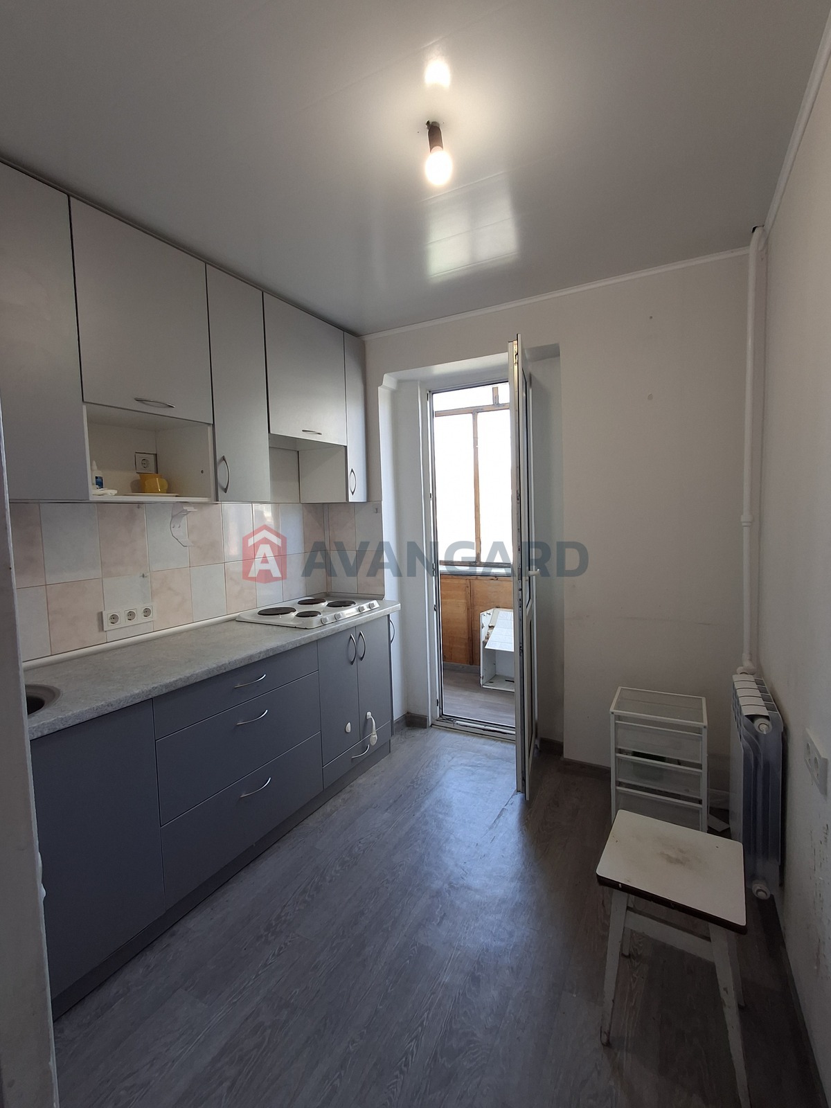 2 ����. ��������, 49/-/5.9 ��. �., 2/9 ���� ���� 8